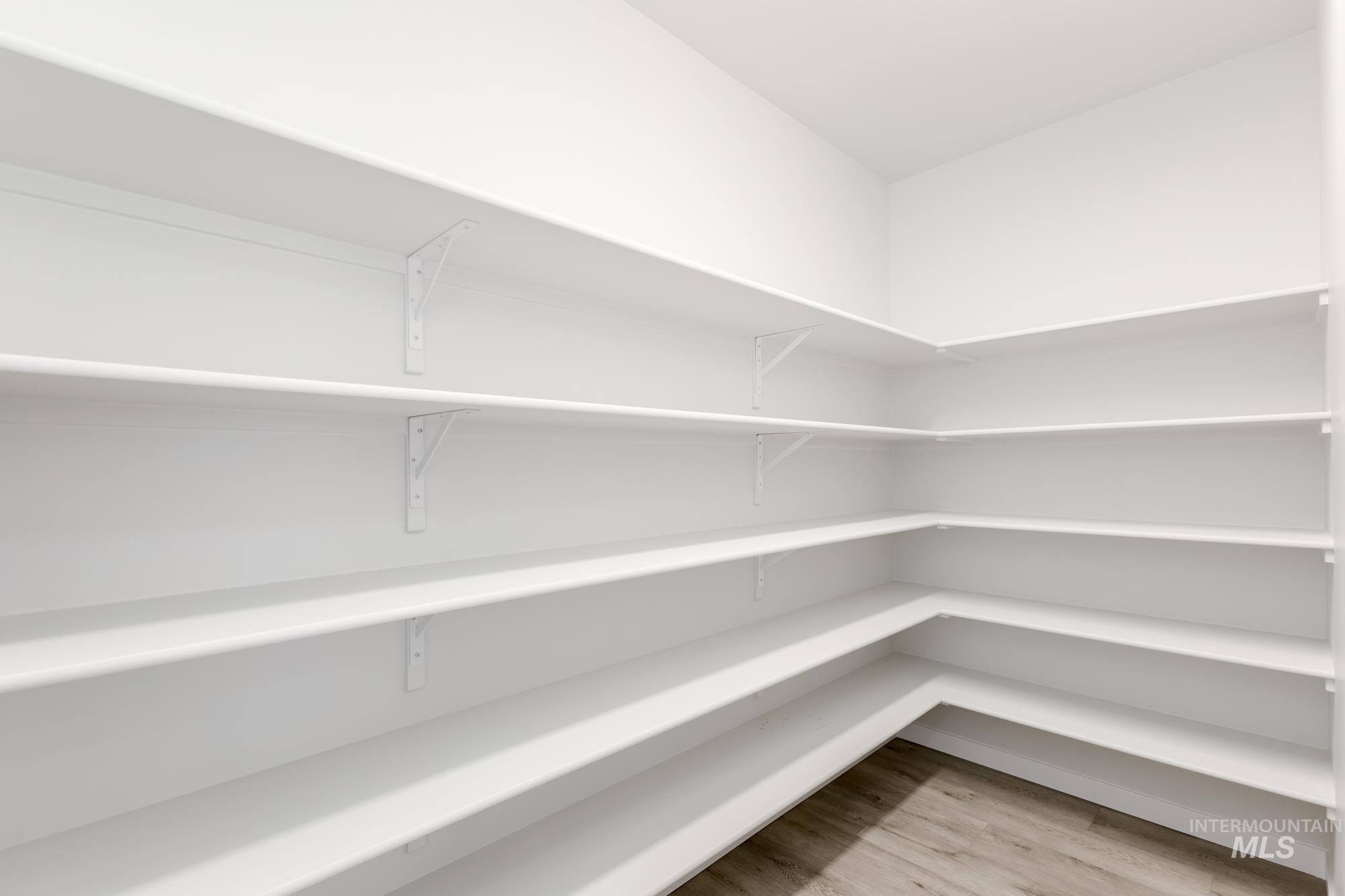 2326 N Lithodora Ave Property Photo 8