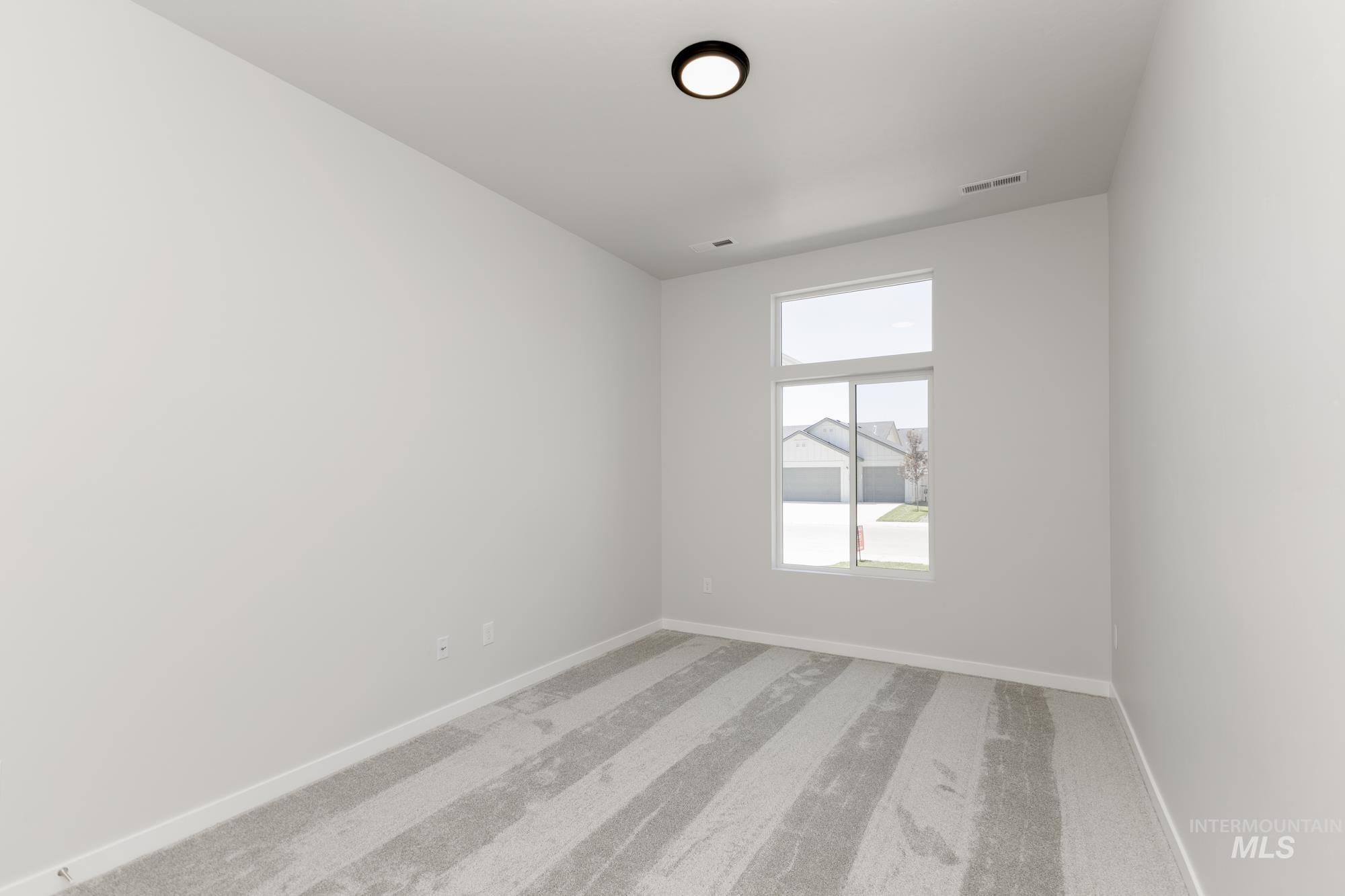 2326 N Lithodora Ave Property Photo 14