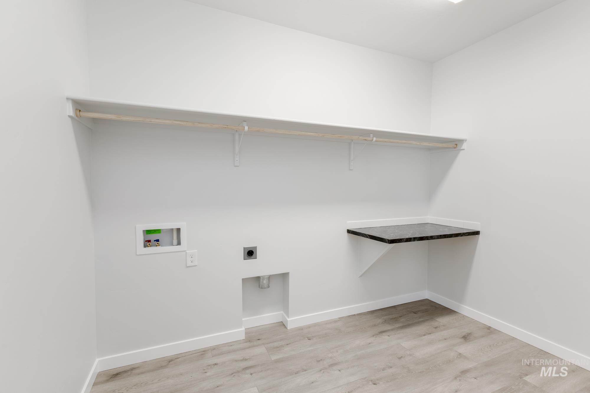 2326 N Lithodora Ave Property Photo 18