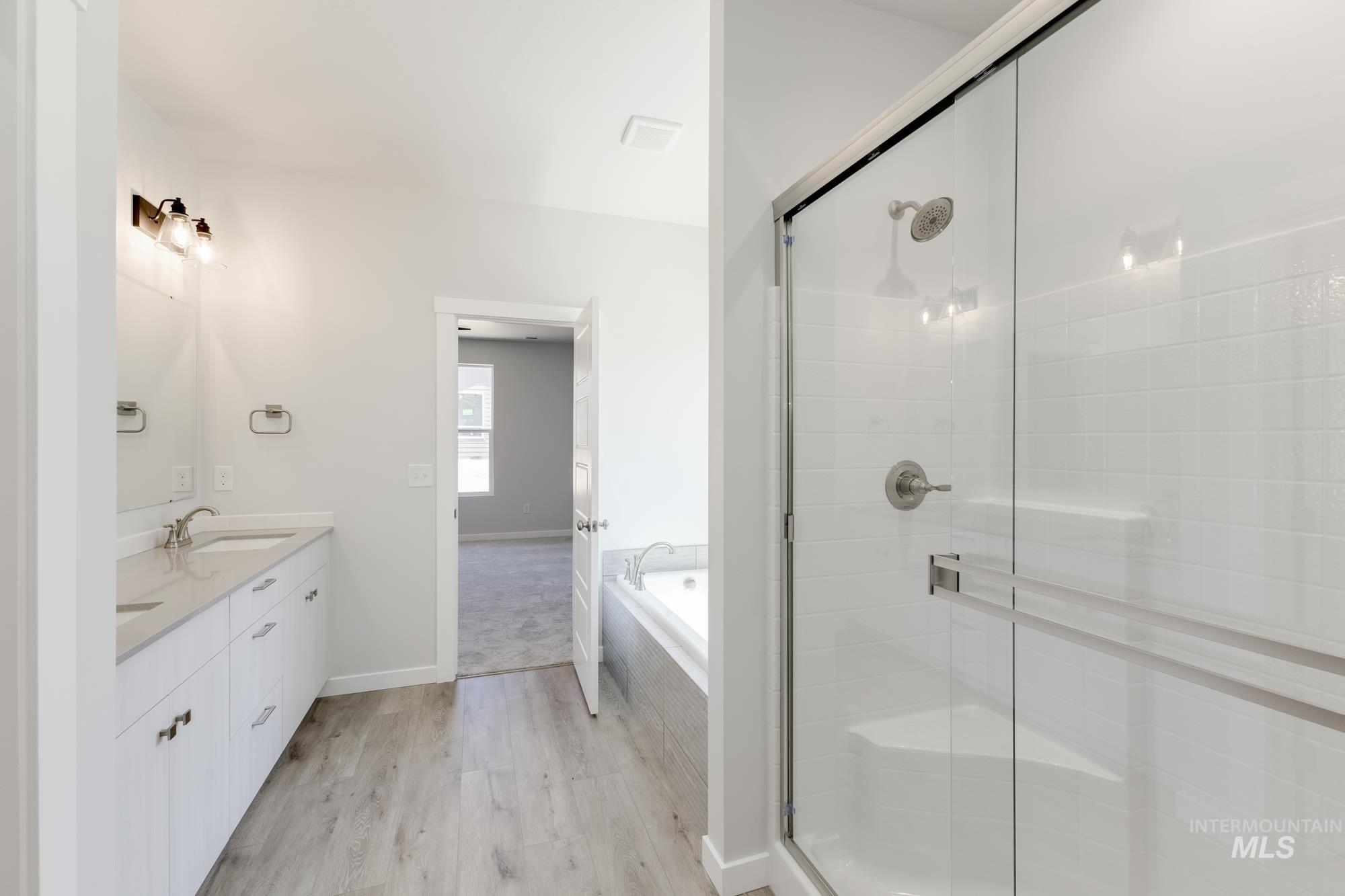 2326 N Lithodora Ave Property Photo 24