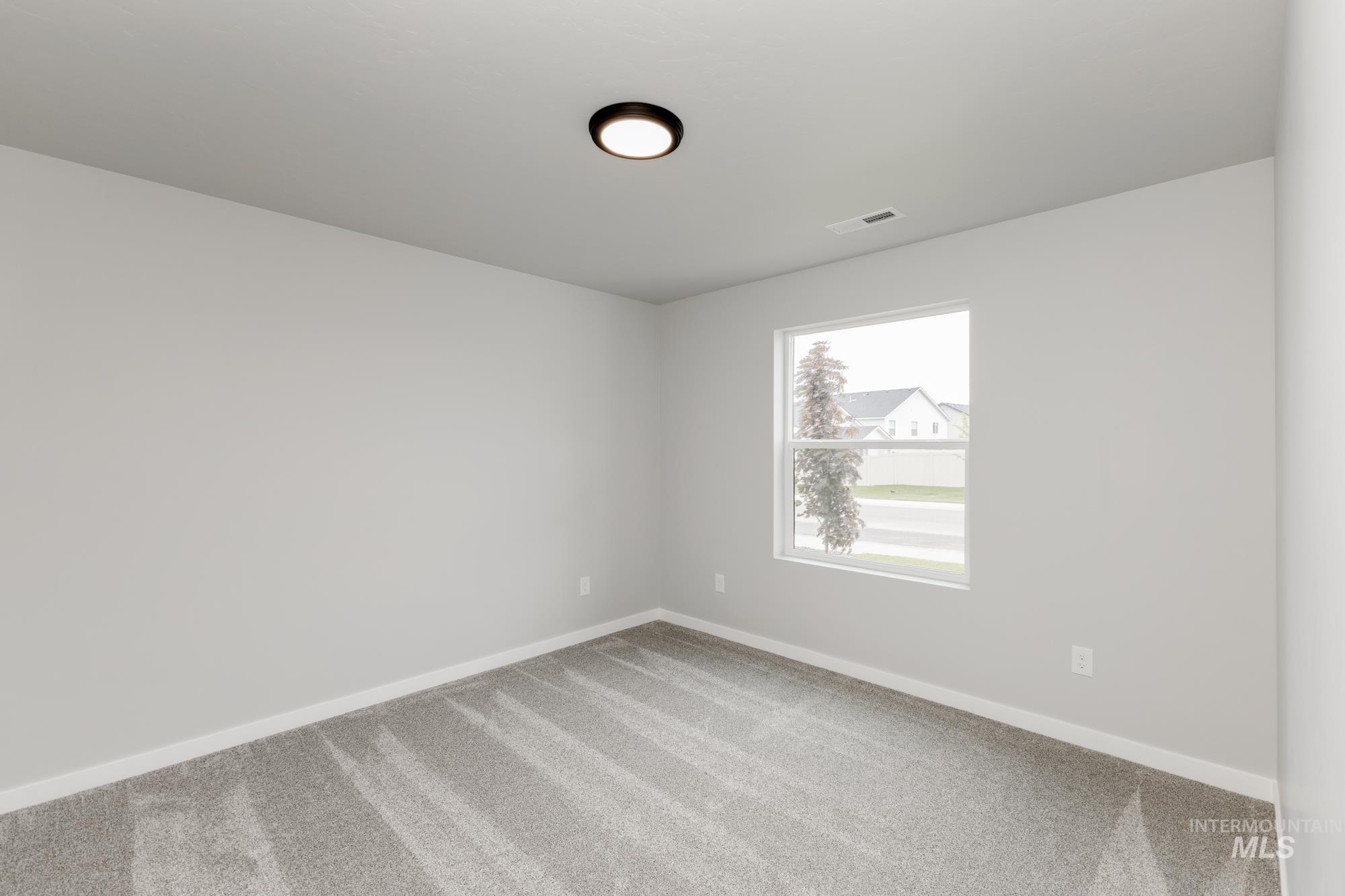 2226 N Carly Ave Property Photo 11