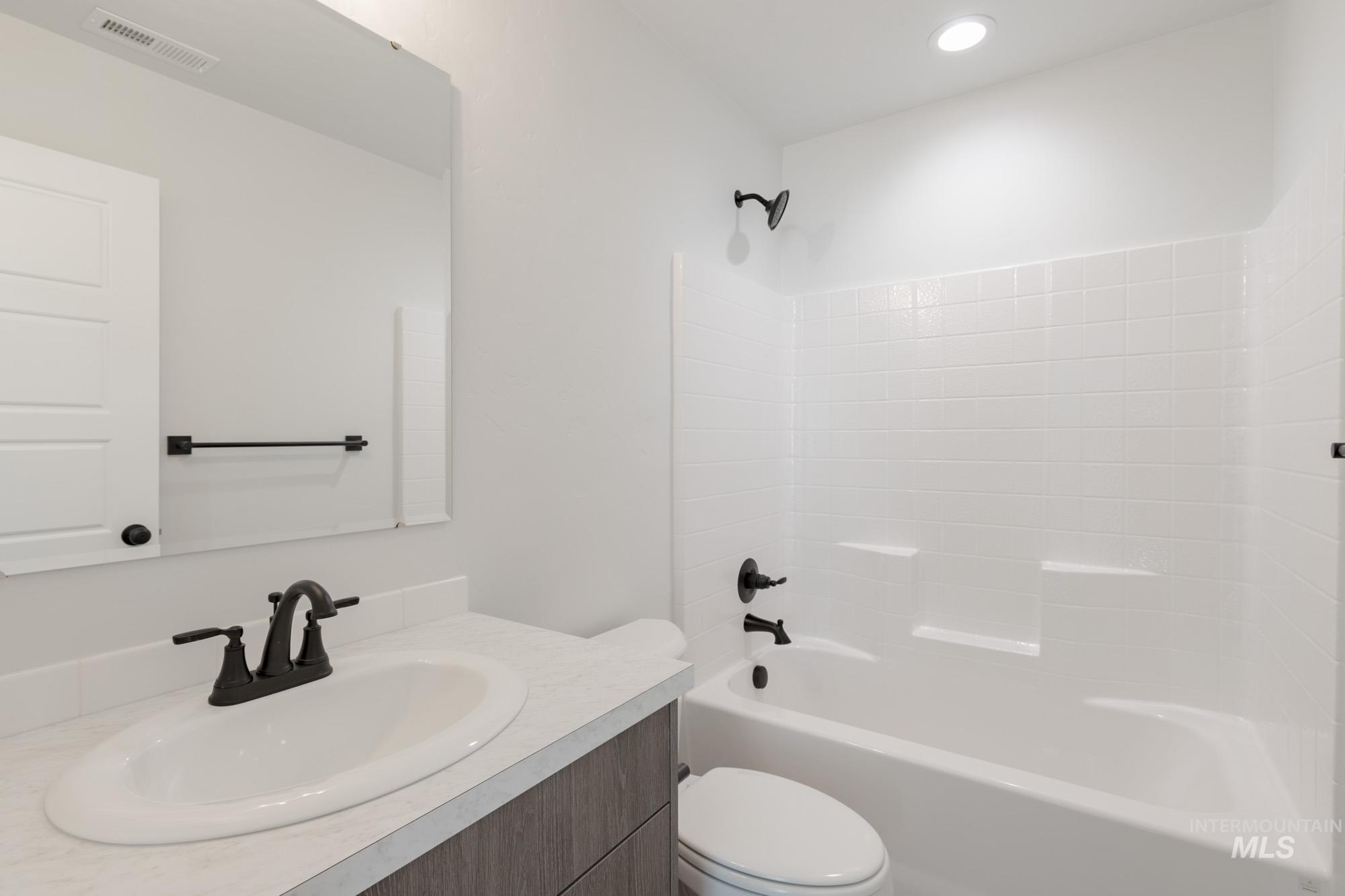 4429 N Magical Creek Ave Property Photo 15
