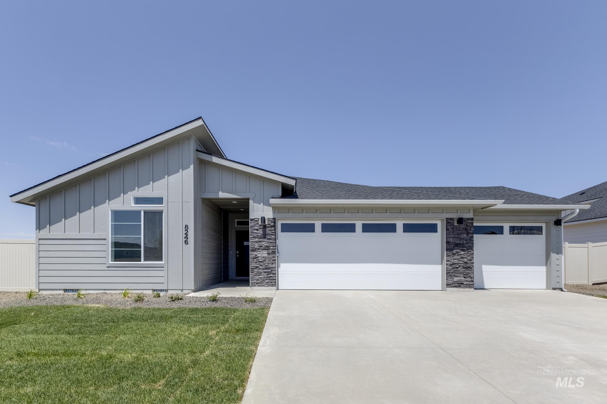 8246 E Bright Angel Dr Property Photo 1