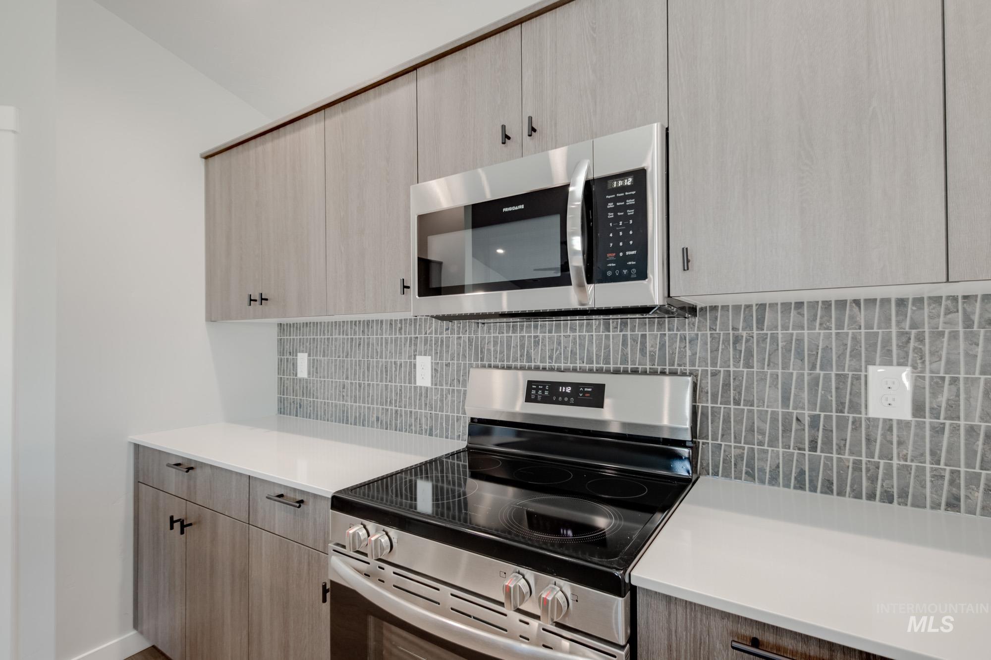 11129 Canvas St Property Photo 5