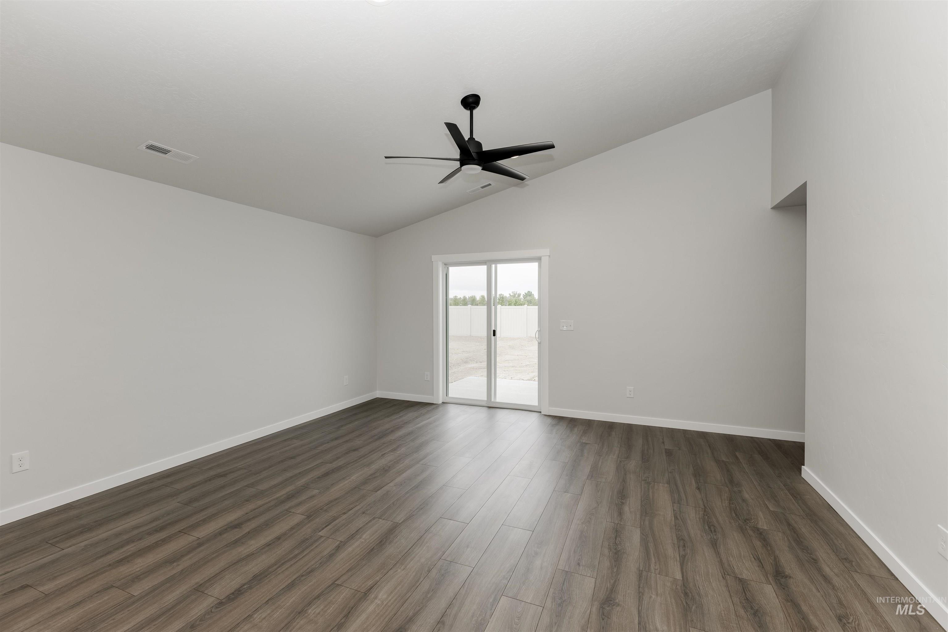 5315 E Burnte Peak St Property Photo 6