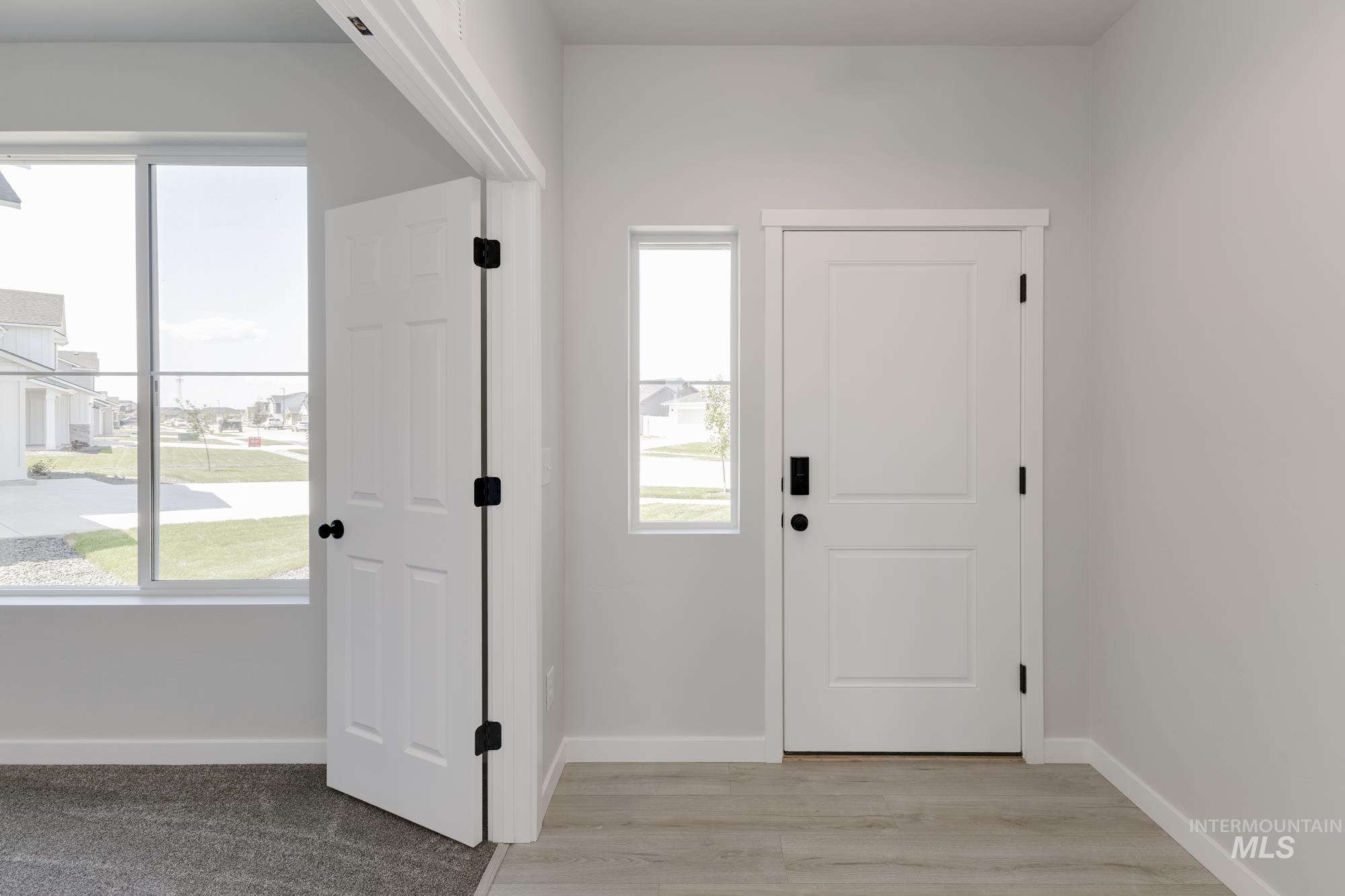 17418 N Coral Springs Way Property Photo 2