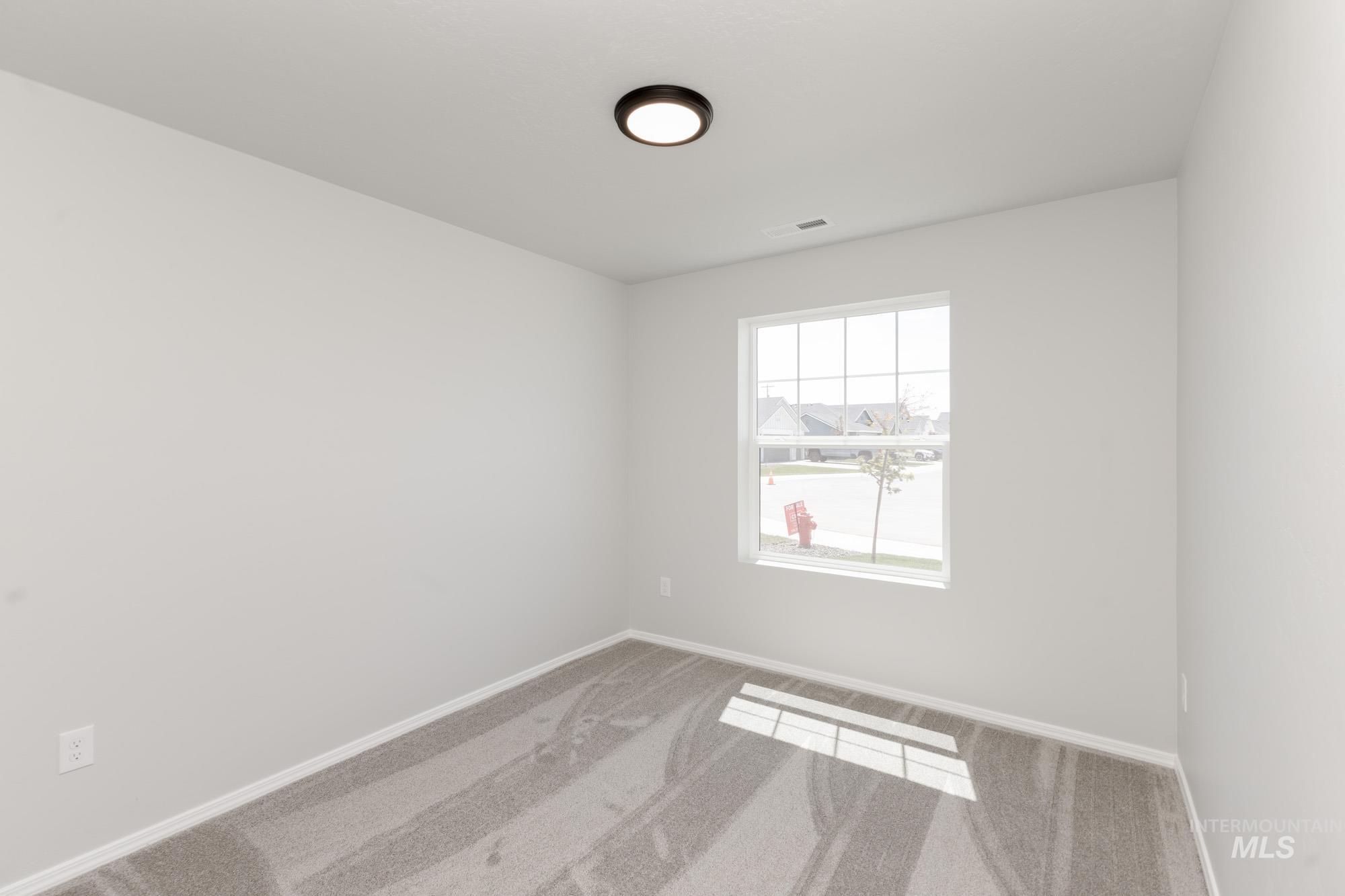 5209 Malachite St Property Photo 11