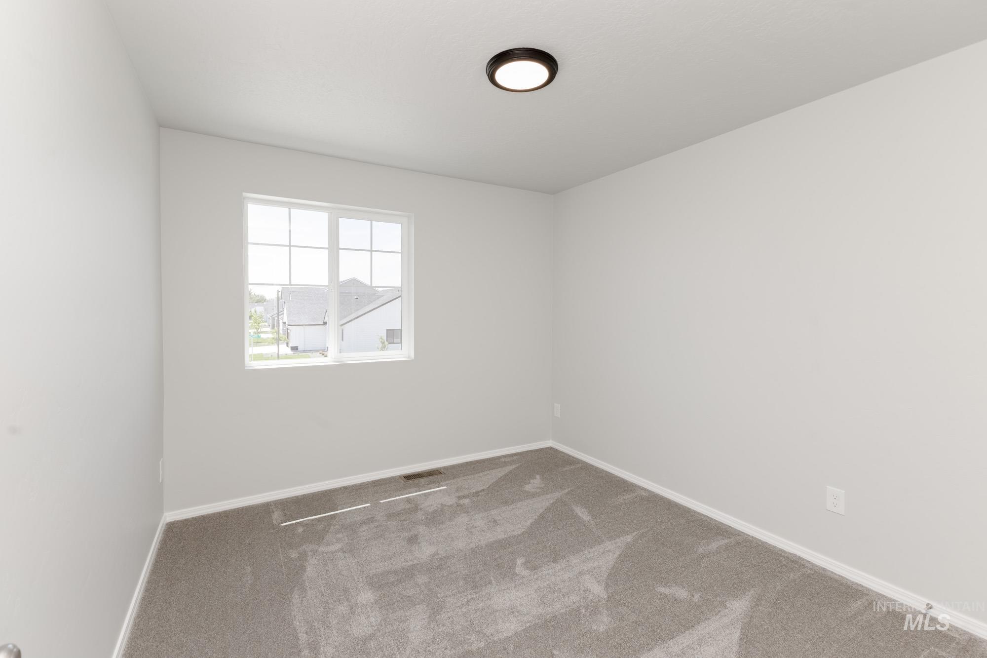 5209 Malachite St Property Photo 15