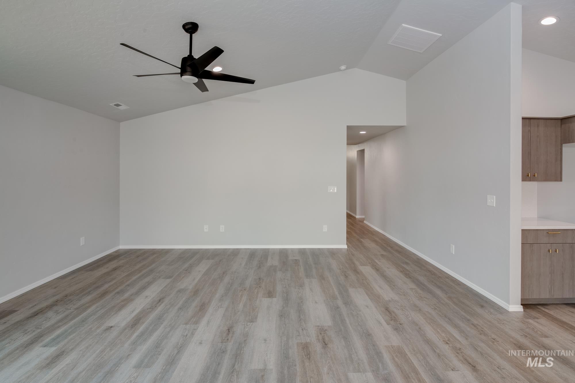 5213 Malachite St Property Photo 11