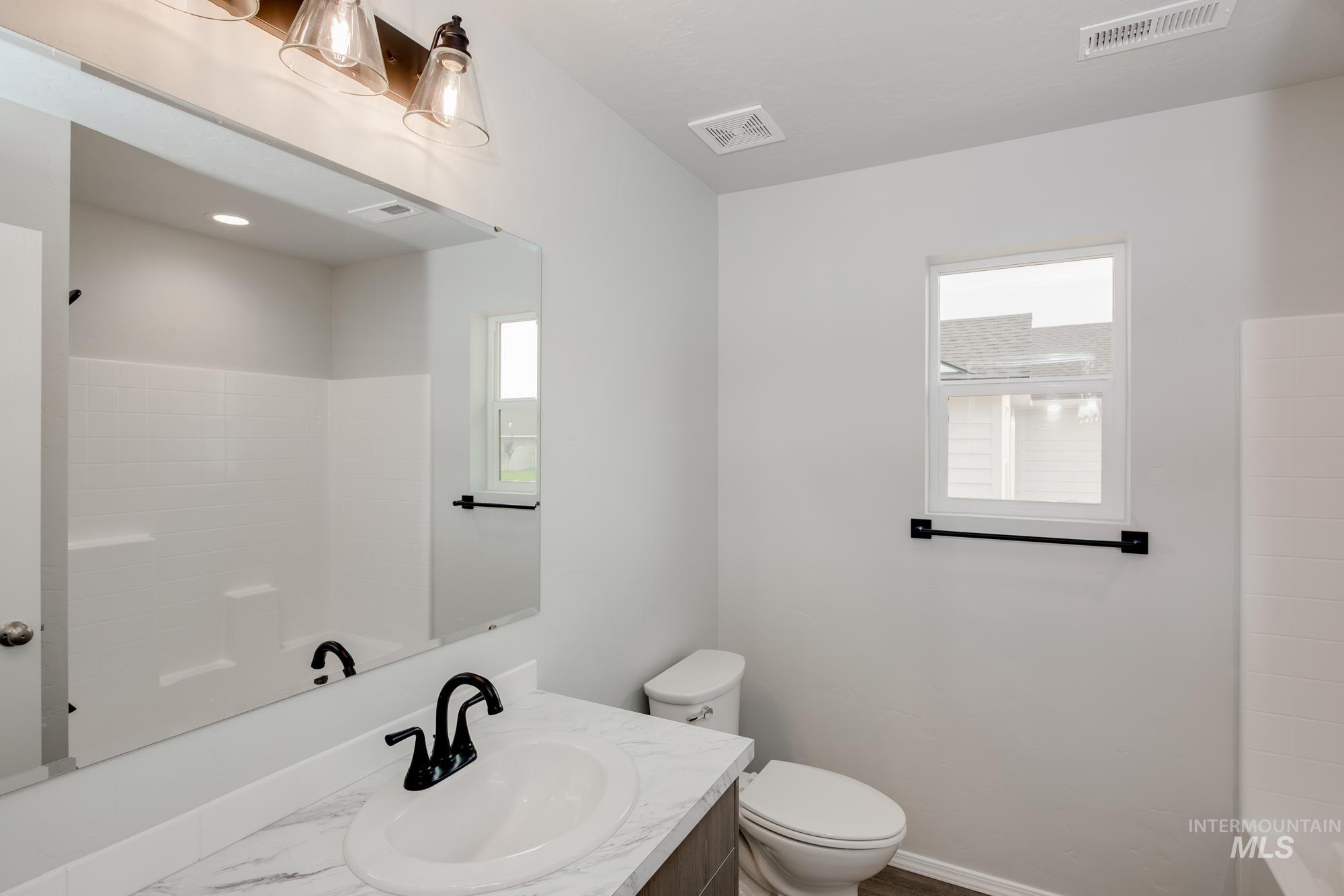5213 Malachite St Property Photo 13