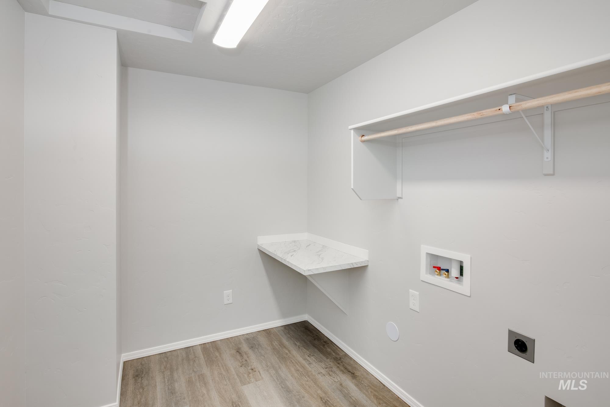 5213 Malachite St Property Photo 16