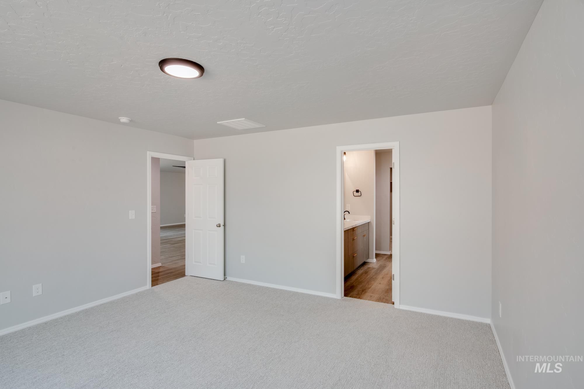 5213 Malachite St Property Photo 18