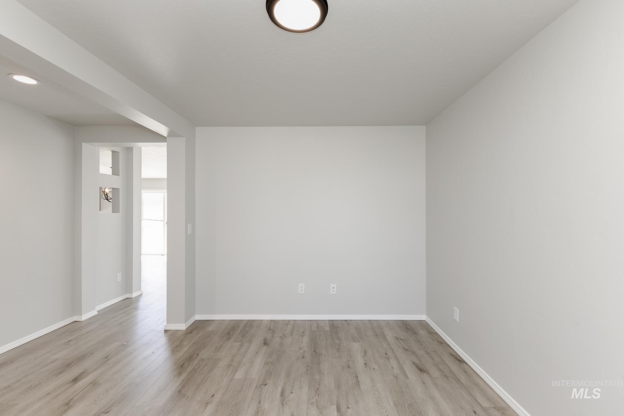 5008 Blue Silver St Property Photo 12