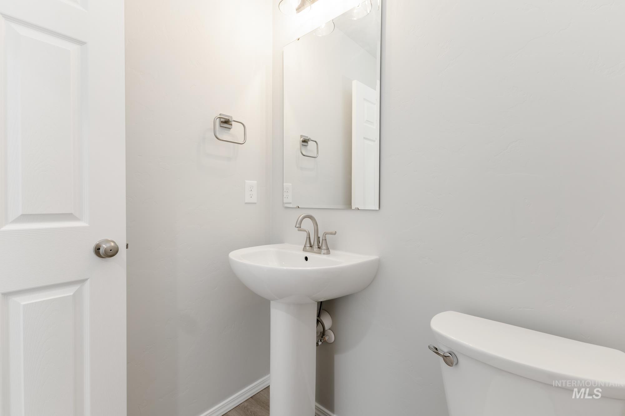 5008 Blue Silver St Property Photo 14