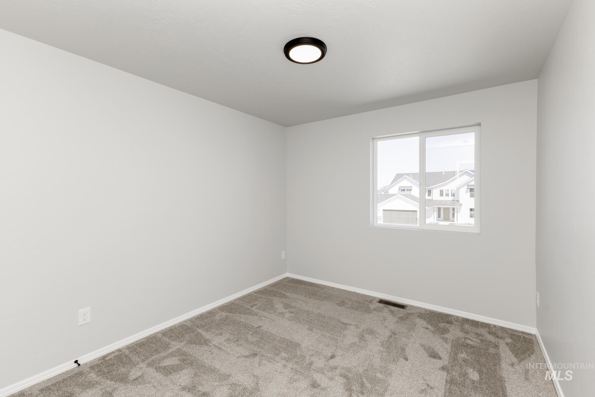 5004 Blue Silver St Property Photo 16