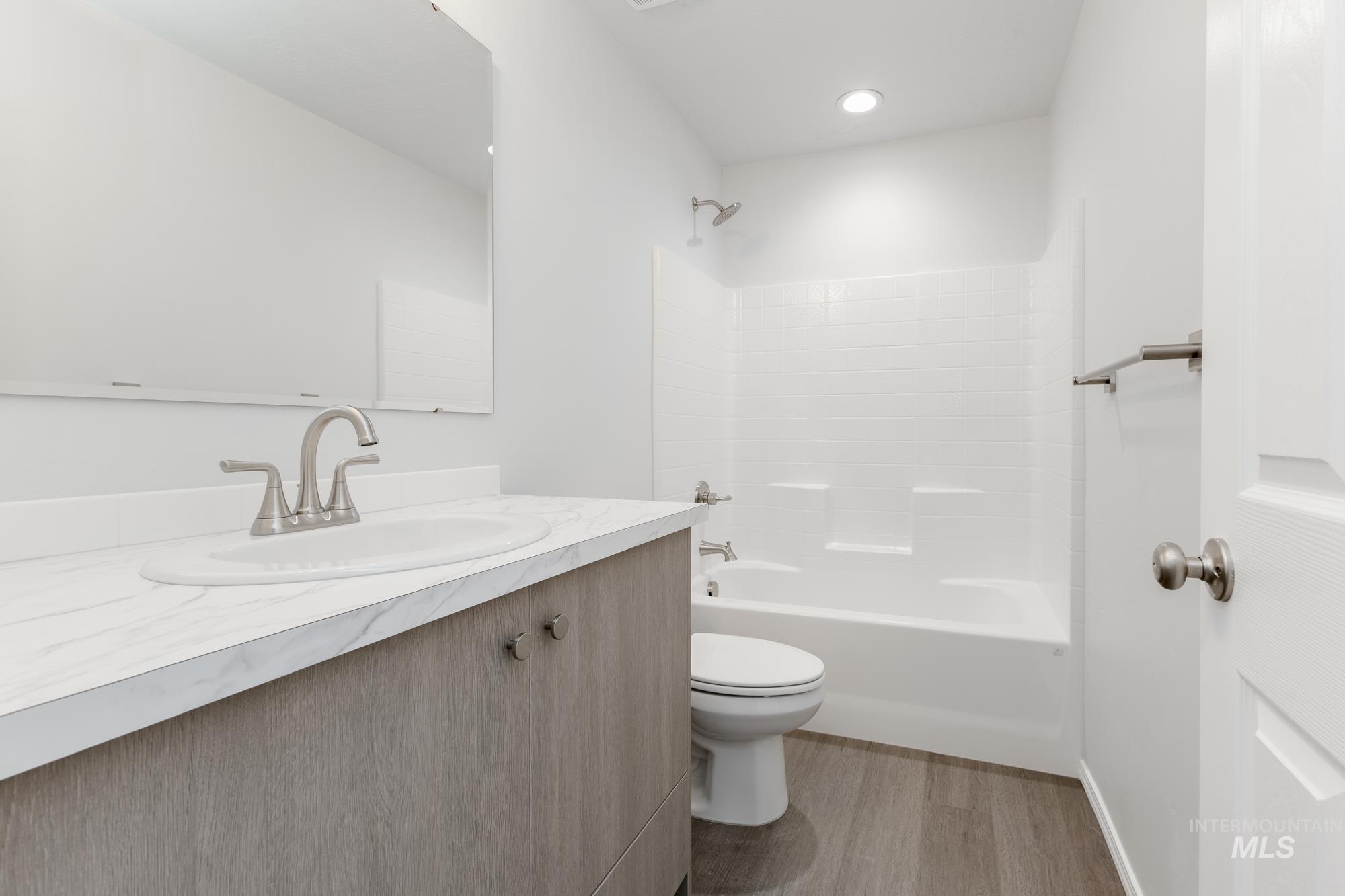 4922 Blue Silver St Property Photo 13