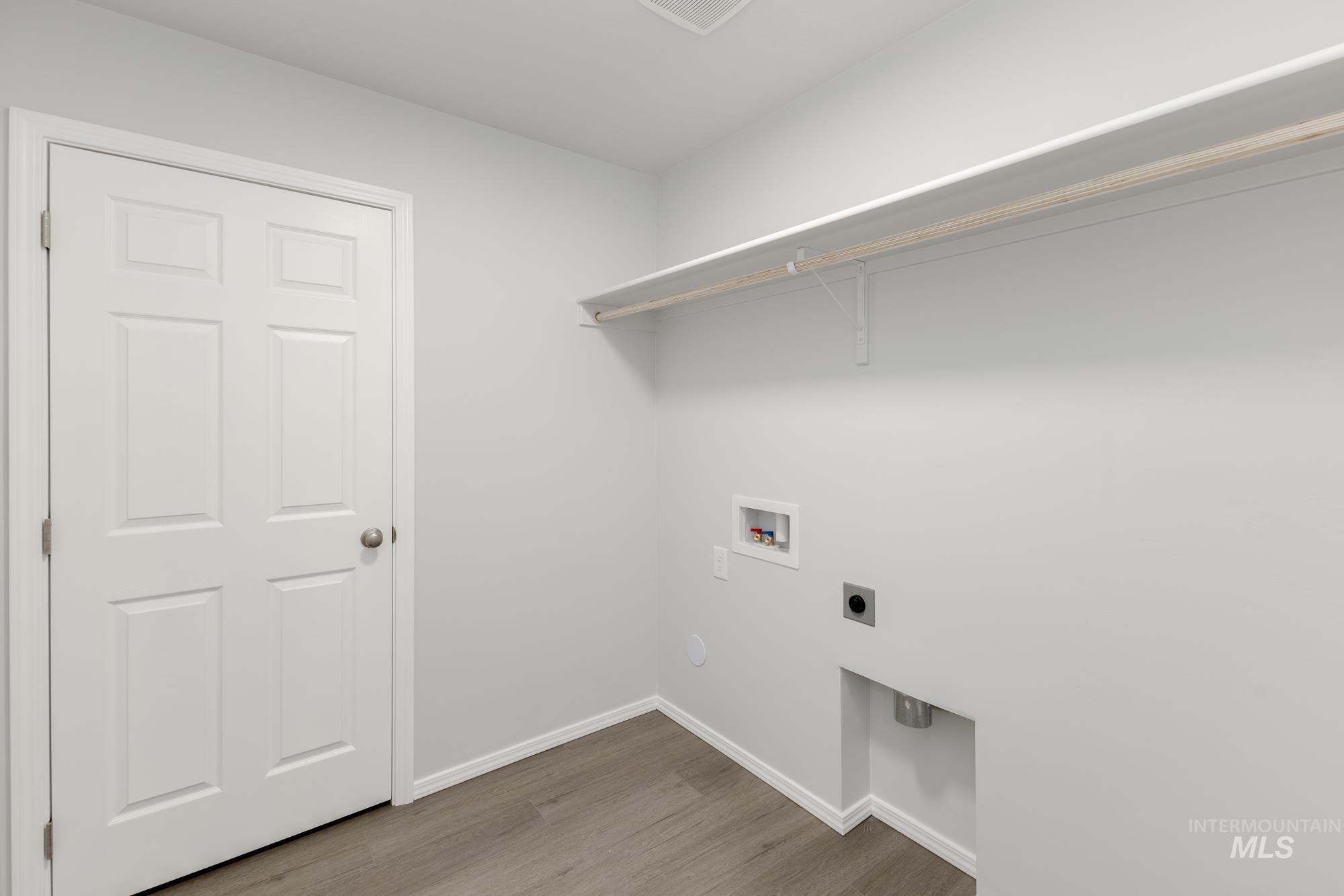 4922 Blue Silver St Property Photo 14