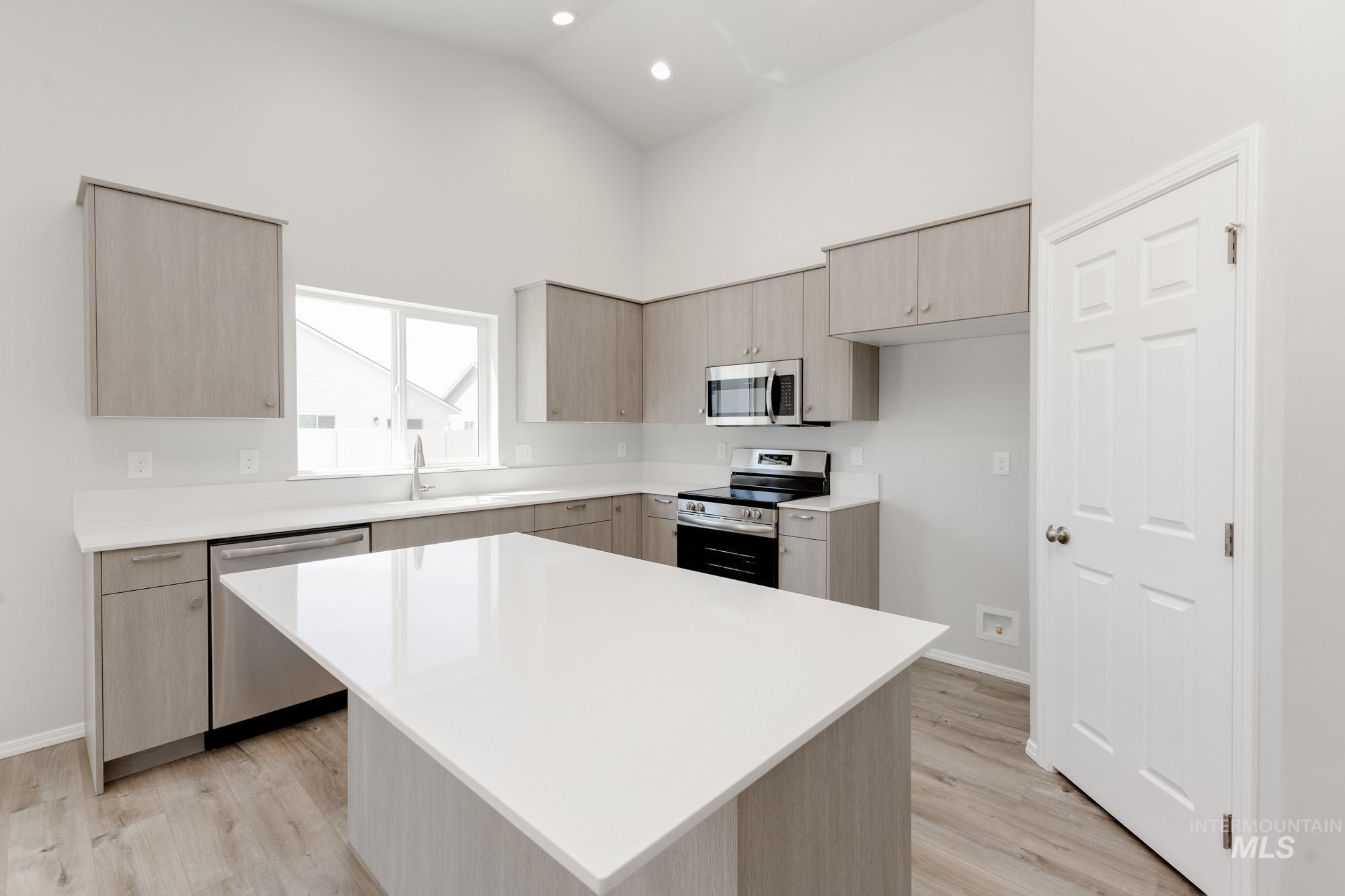 4916 Blue Silver St Property Photo 3