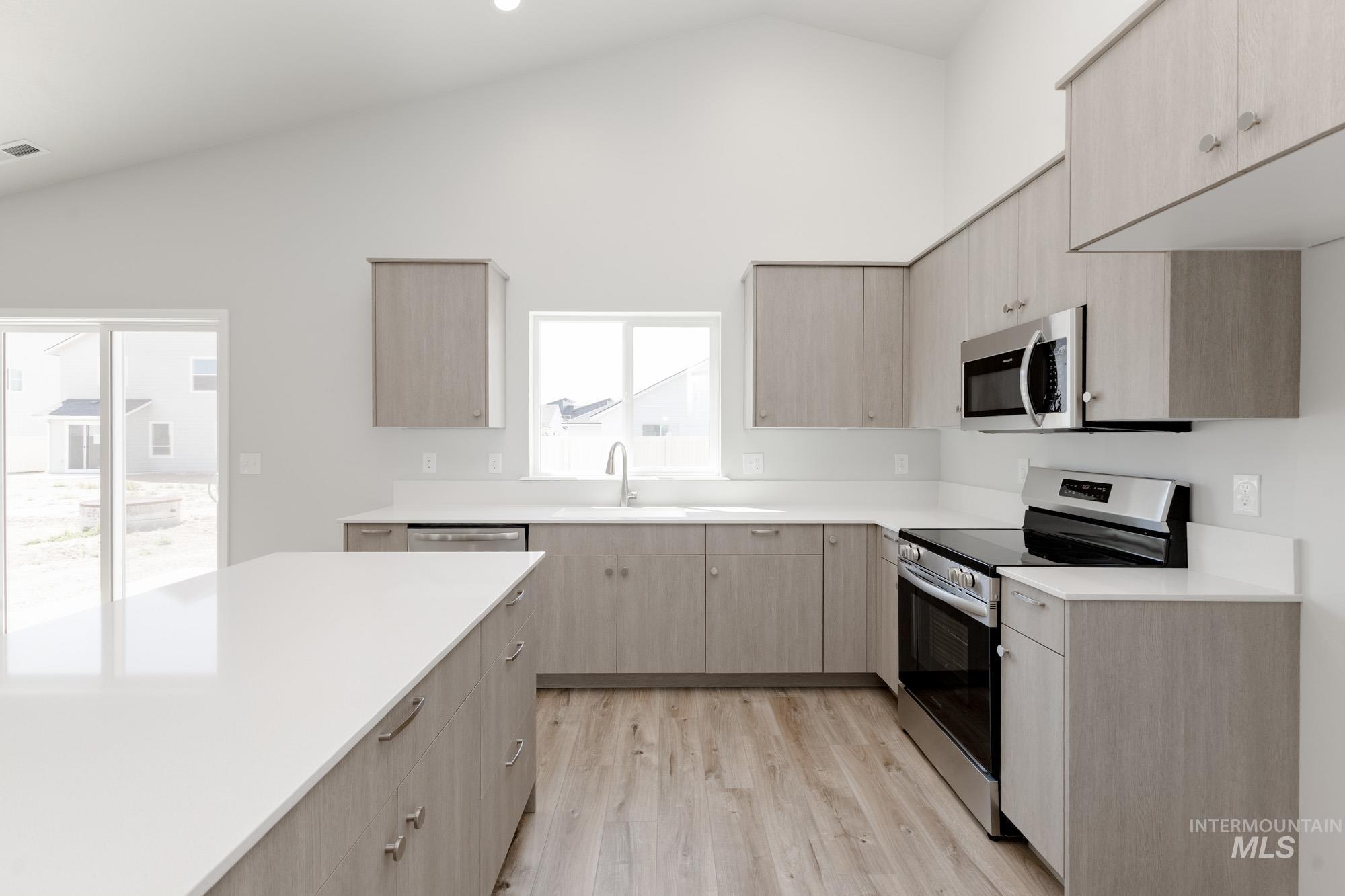 4916 Blue Silver St Property Photo 5