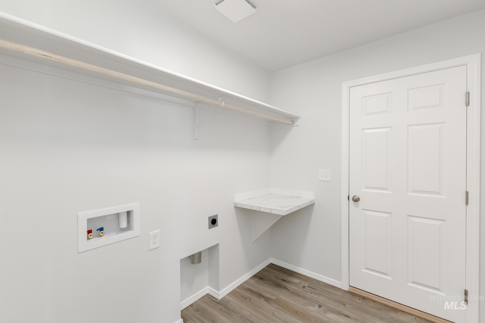 216 Idalou Way Property Photo 13