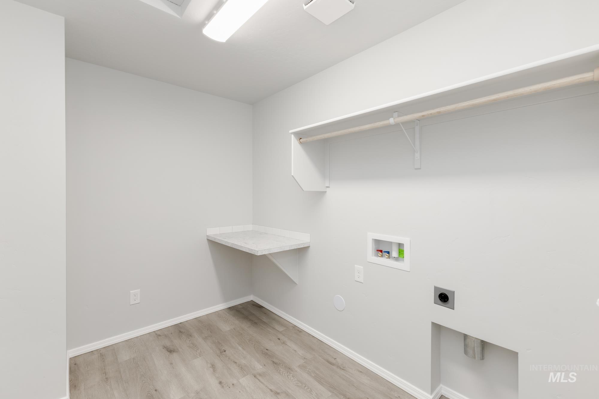 212 Idalou Way Property Photo 17