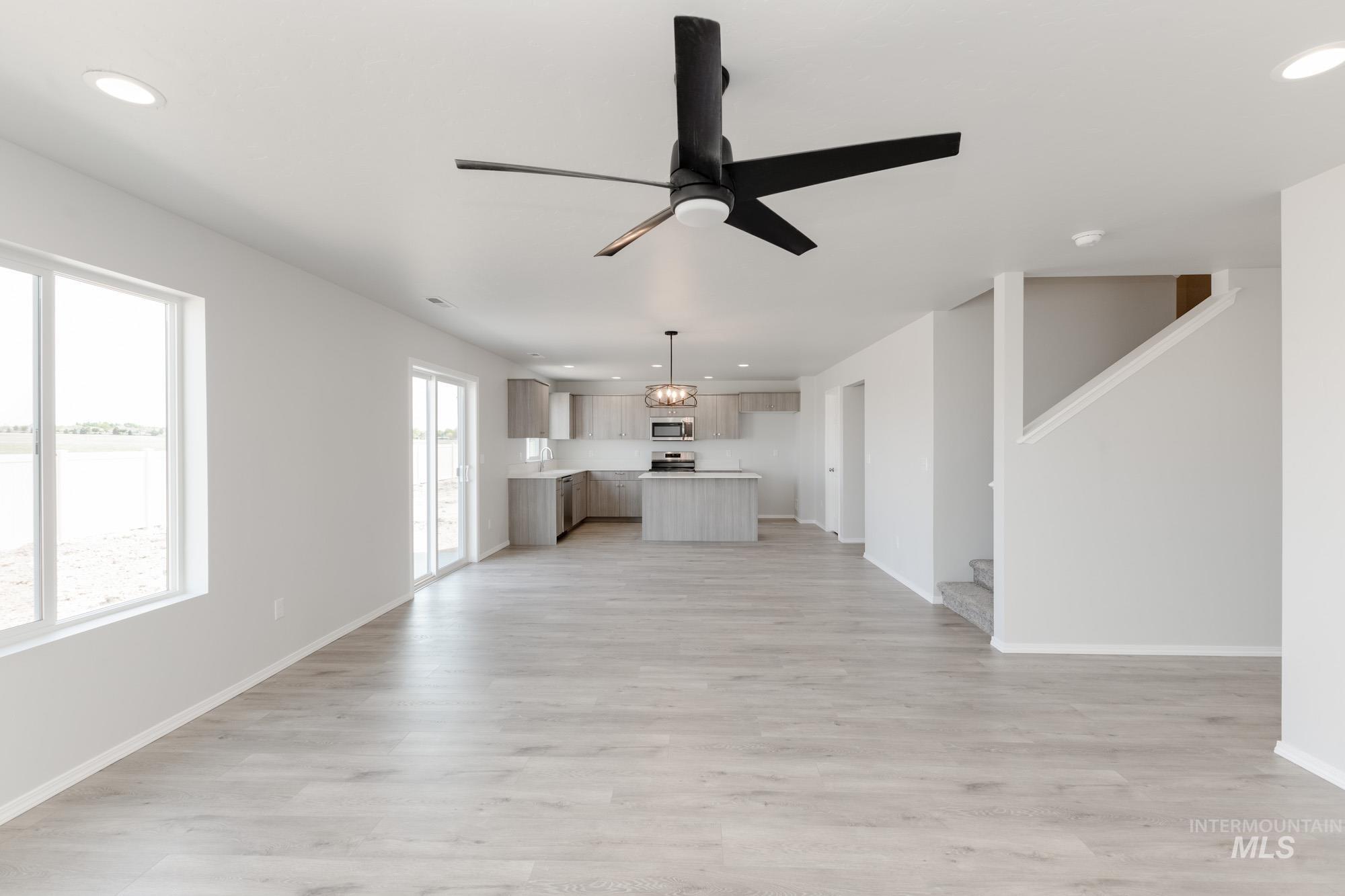 2828 N Arroyo Vista Way Property Photo 8