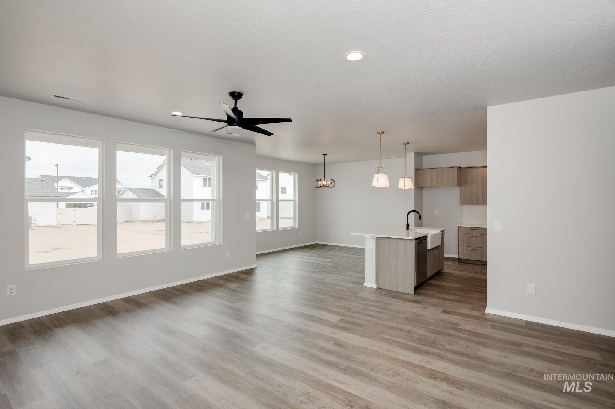 6410 S Banded Eagle Way Property Photo 9