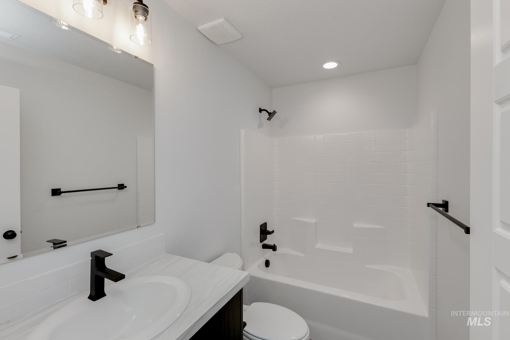 3018 N Star Garnet Way Property Photo 18