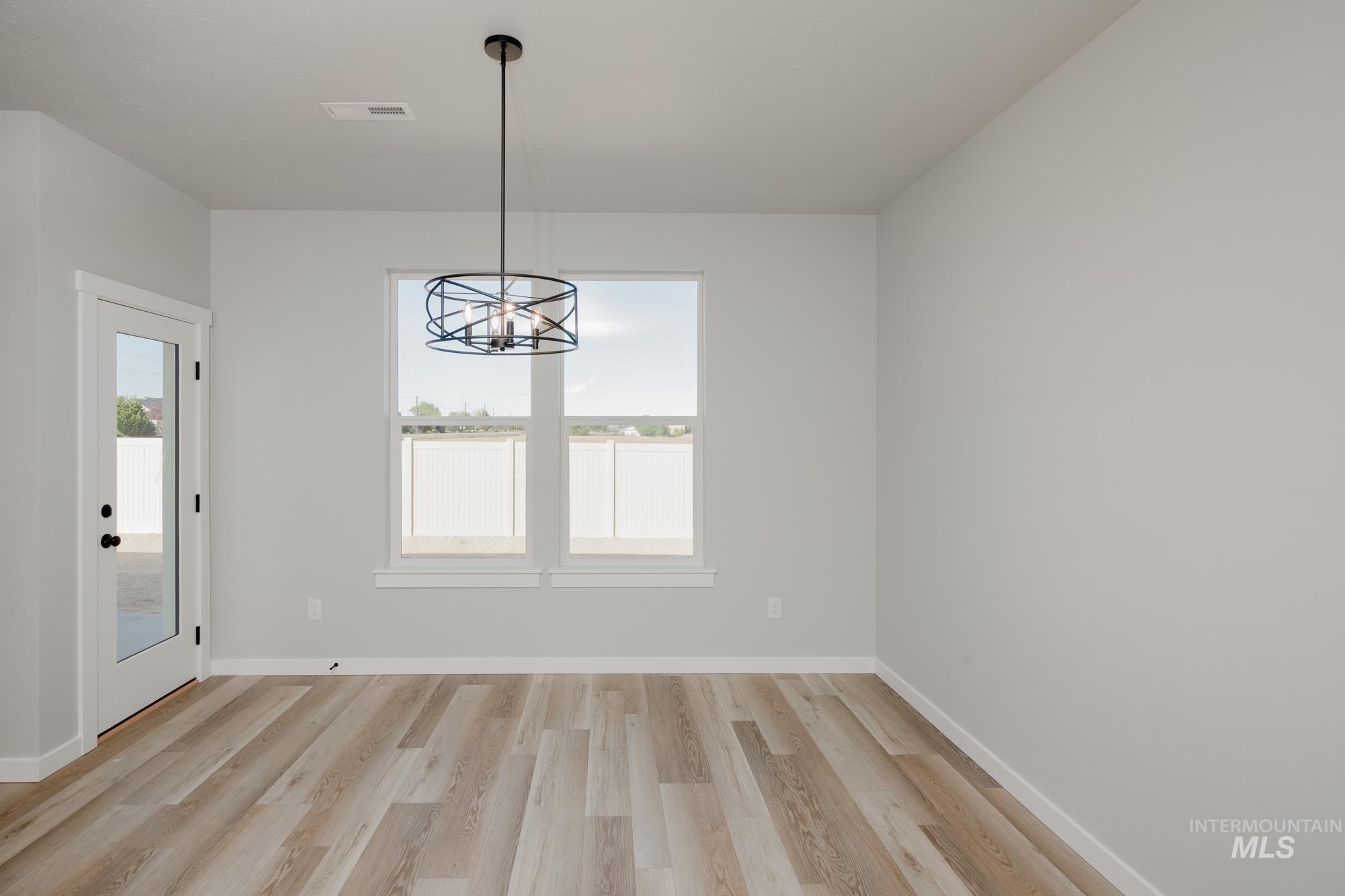 2990 N Star Garnet Way Property Photo 8