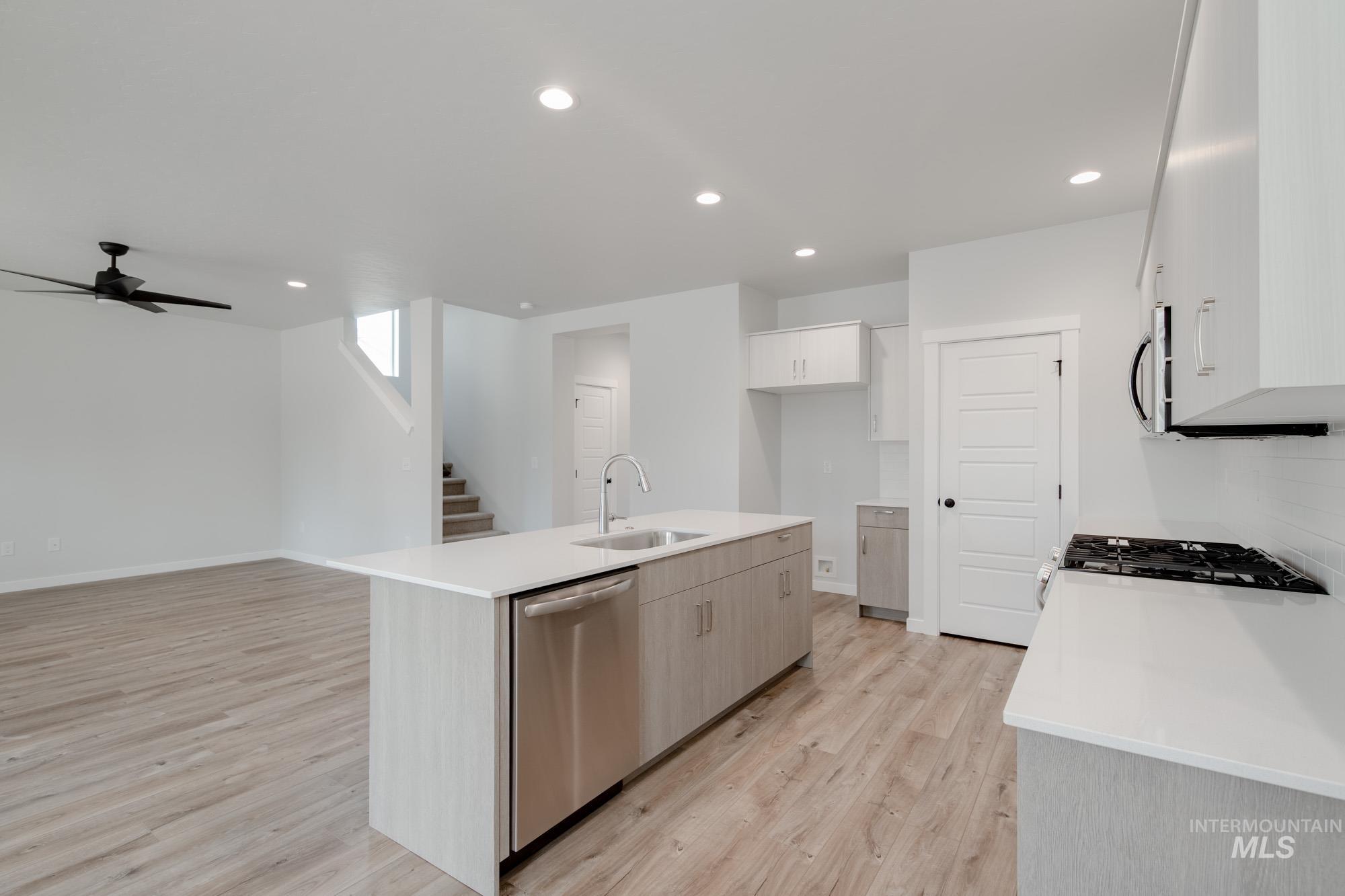10059 W Lyrical Dr Property Photo 6