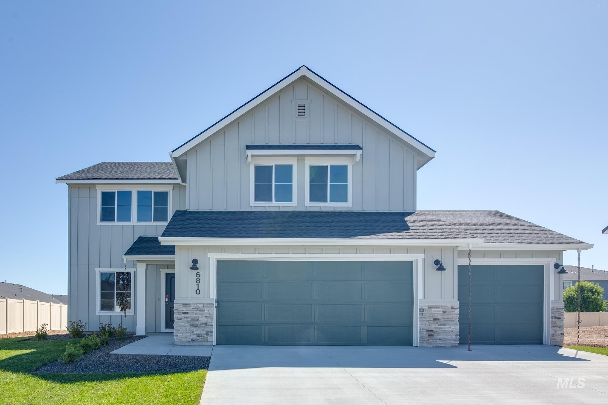 10065 W Lyrical Dr Property Photo 1