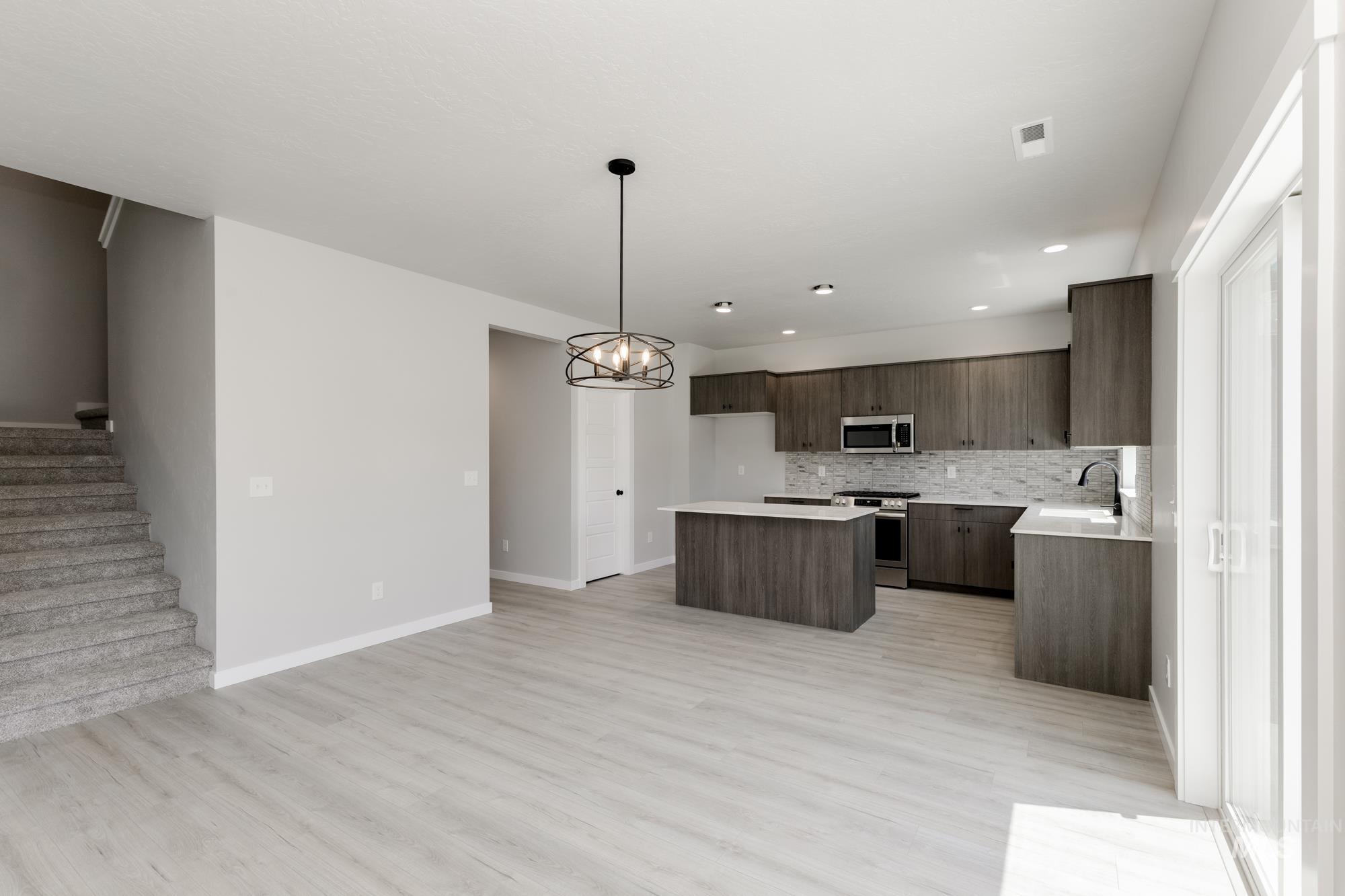 10065 W Lyrical Dr Property Photo 6