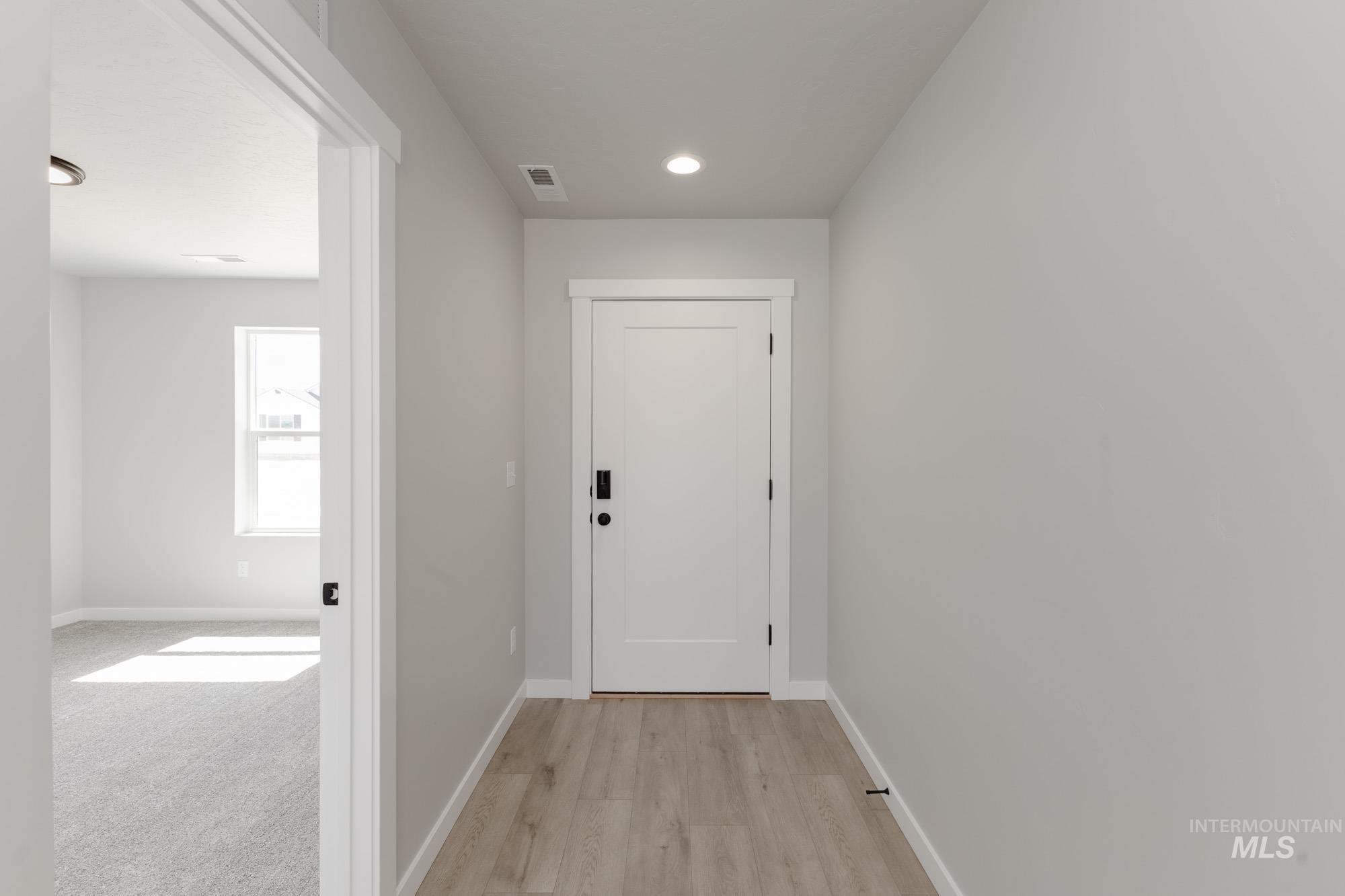8525 S Tyrion Way Property Photo 2