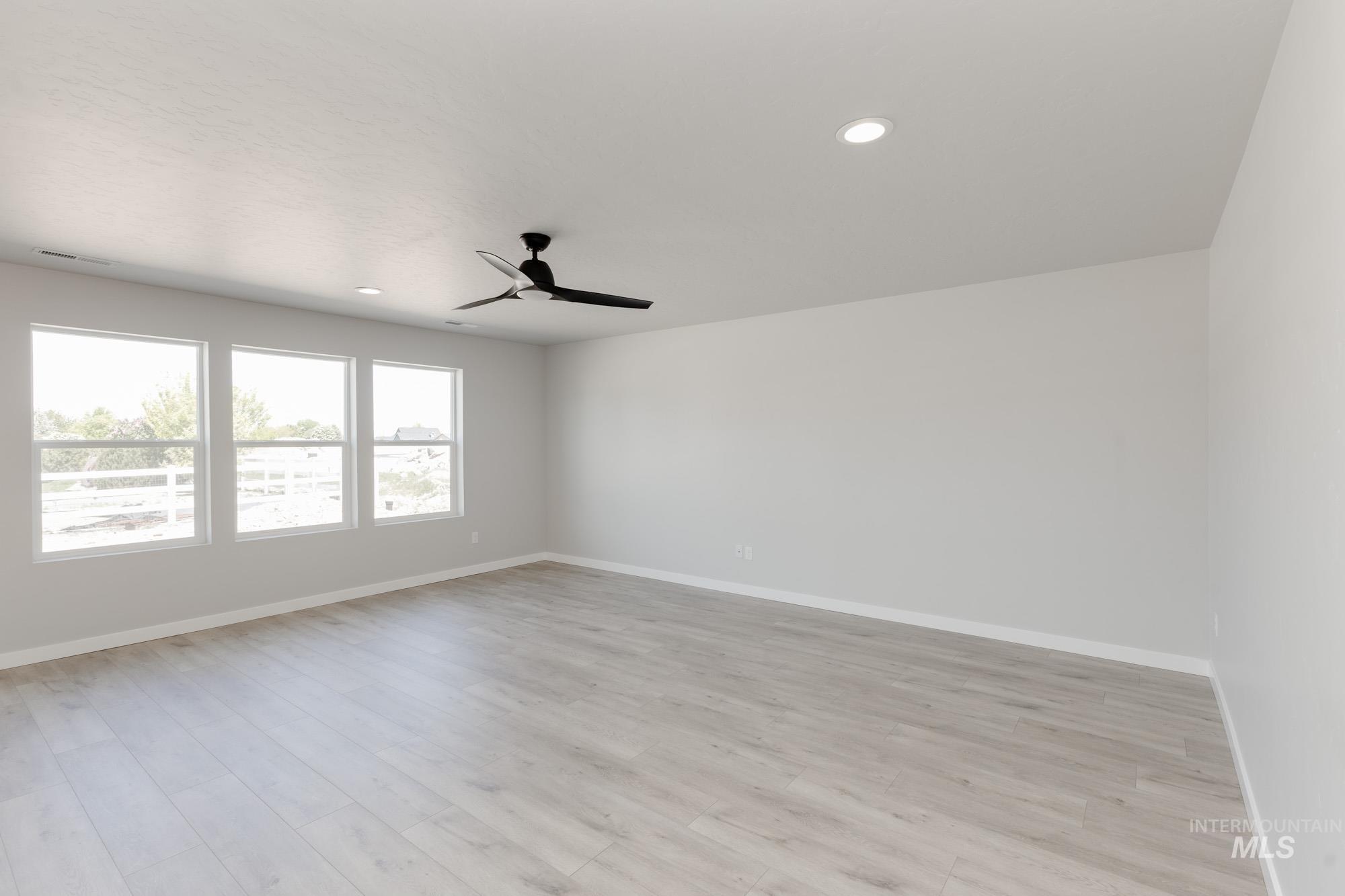 8525 S Tyrion Way Property Photo 8