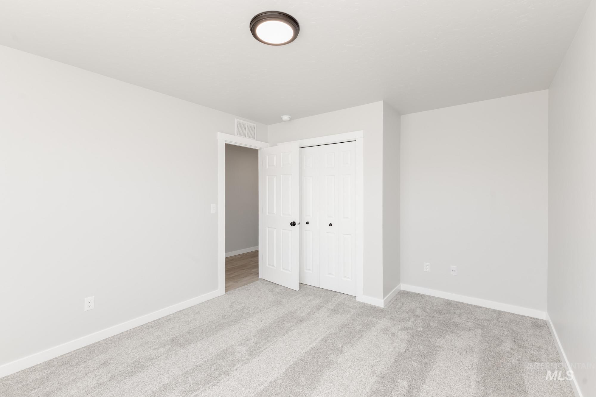 8525 S Tyrion Way Property Photo 12