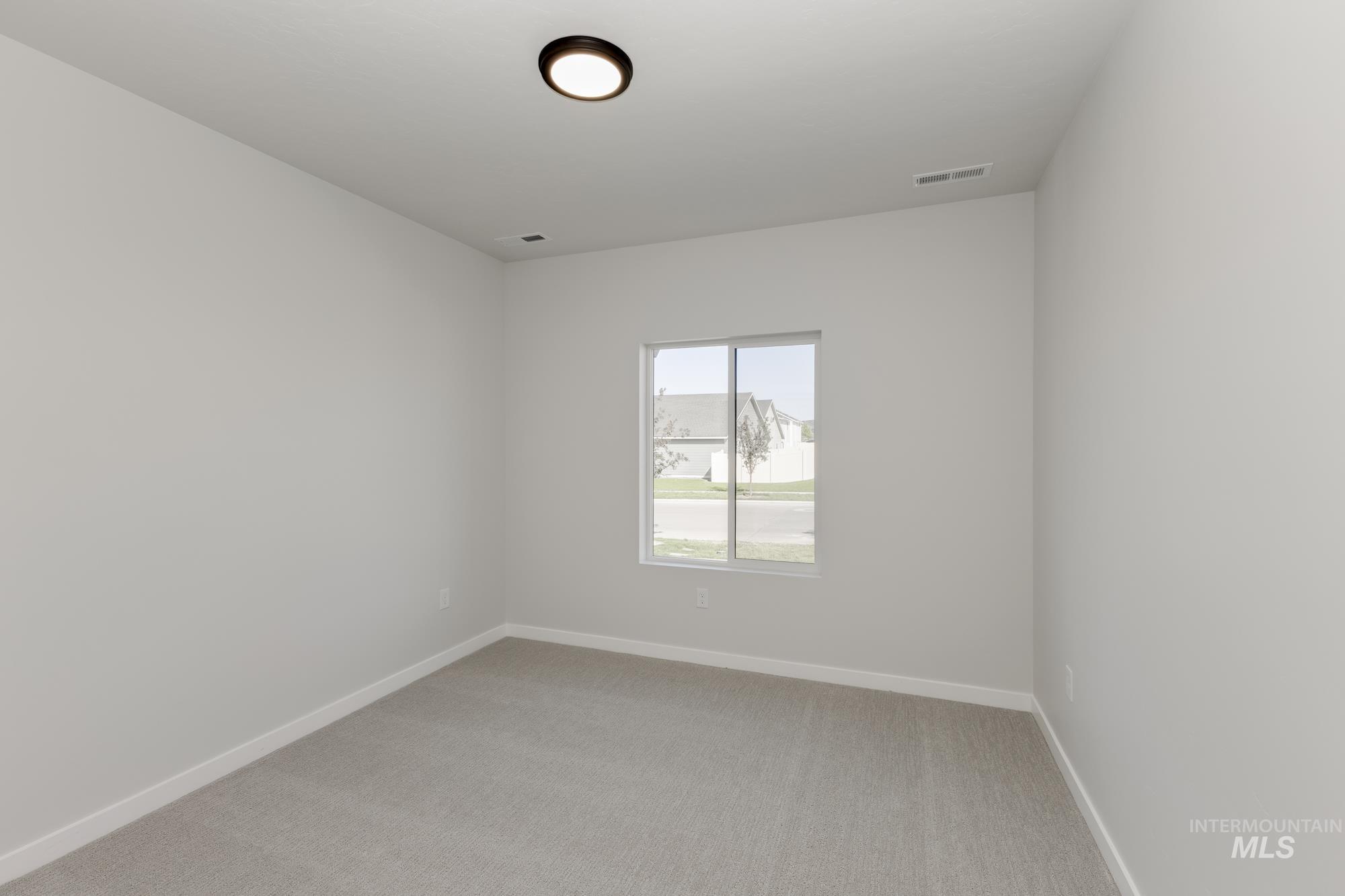6676 S Warm Lake Ave Property Photo 10