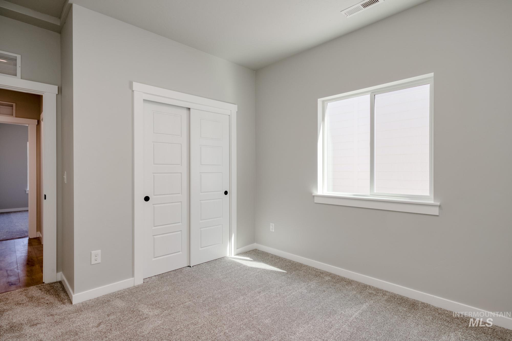 6676 S Warm Lake Ave Property Photo 16