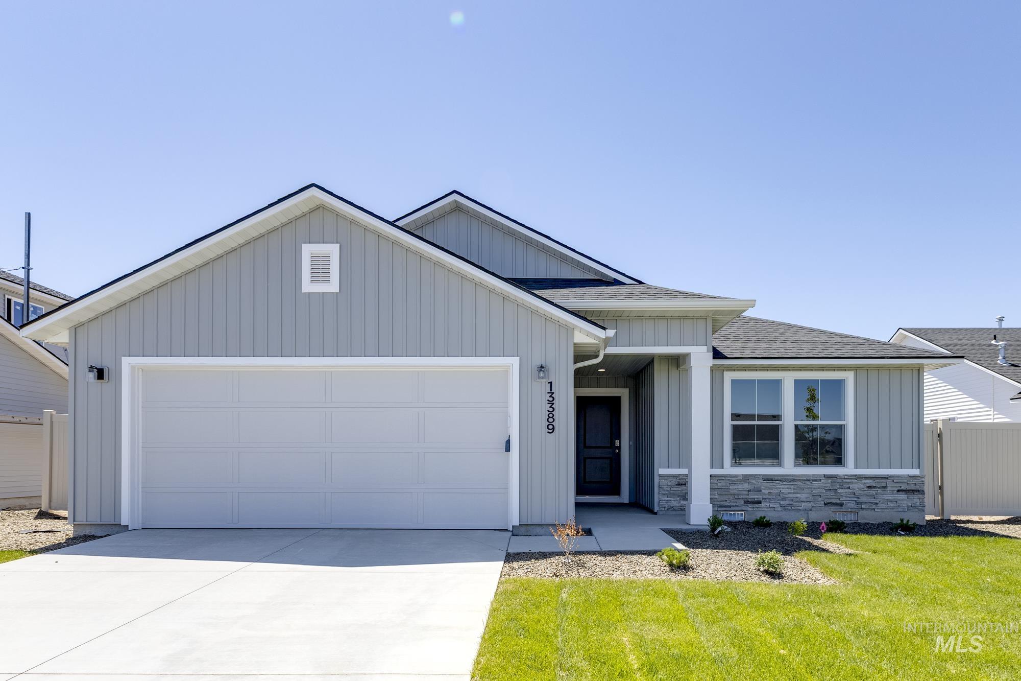 13389 Regrade St Property Photo 1