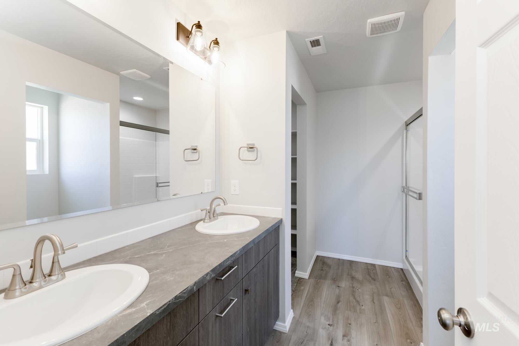 13389 Regrade St Property Photo 18