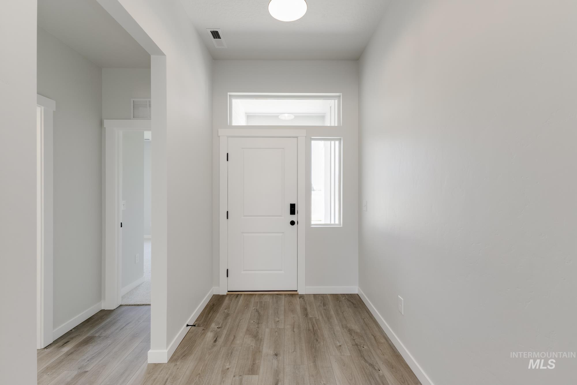 1014 E Perjue Basin Dr Property Photo 2
