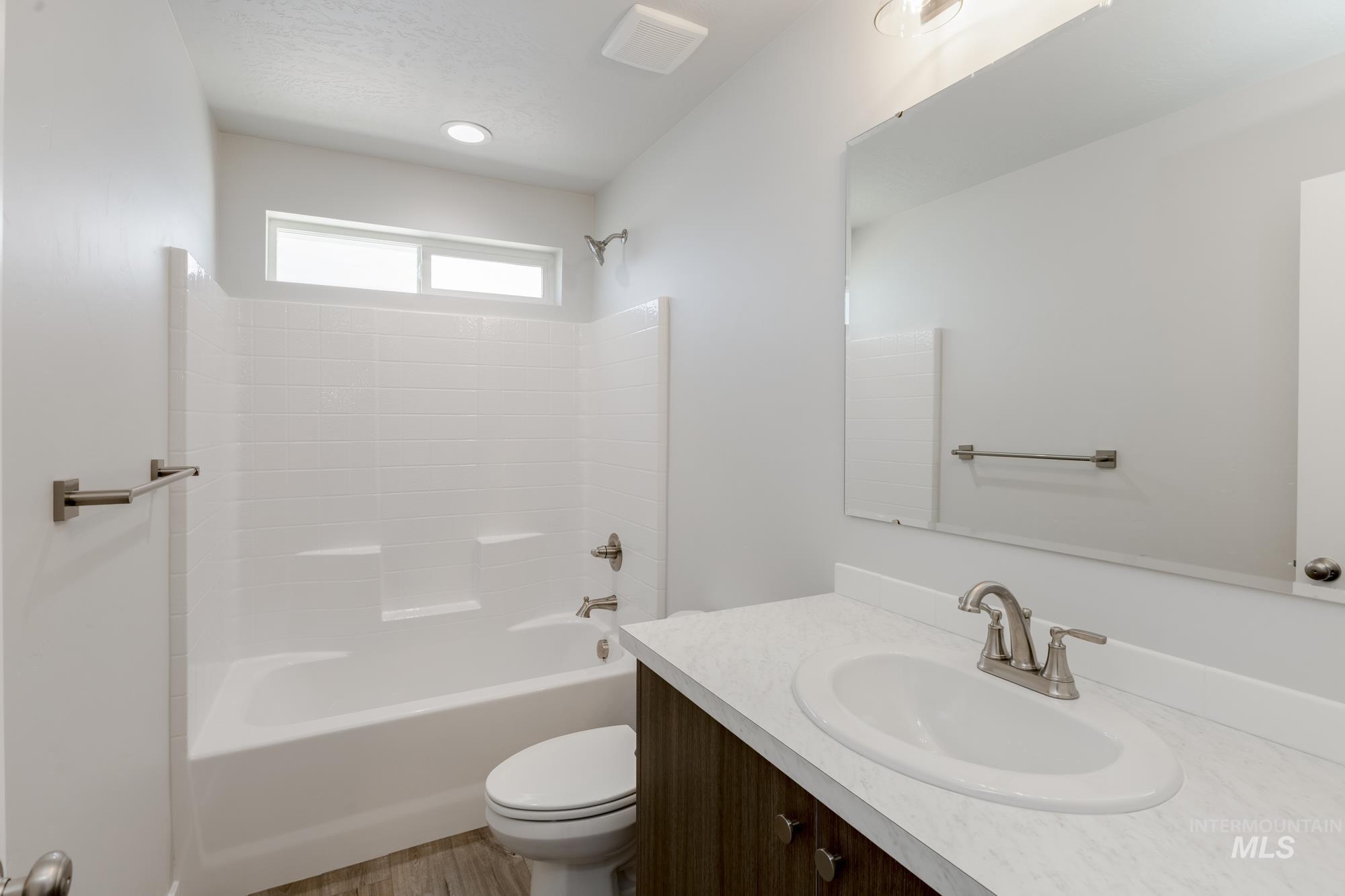 12582 Kinsella St Property Photo 11