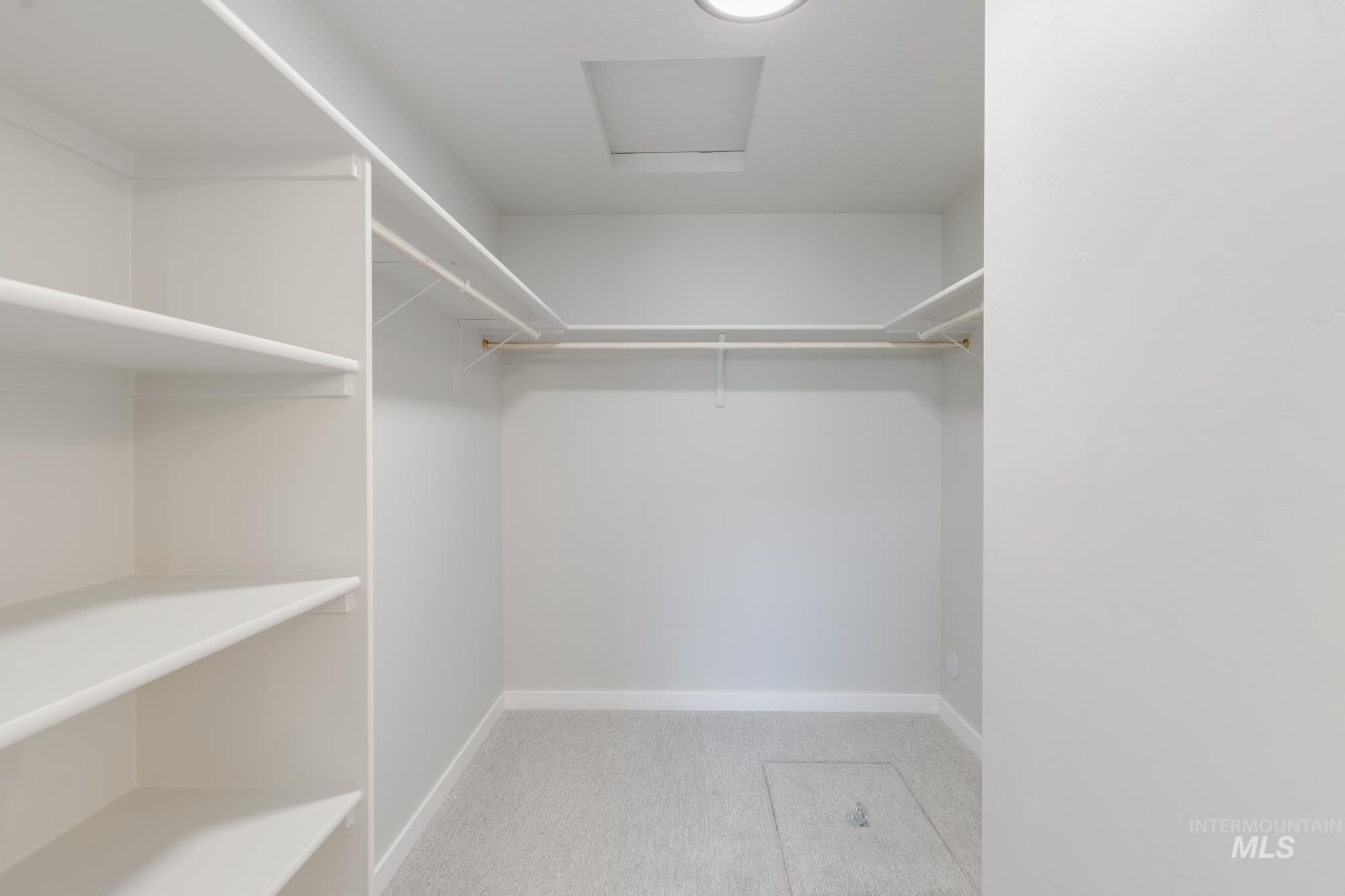 12582 Kinsella St Property Photo 17