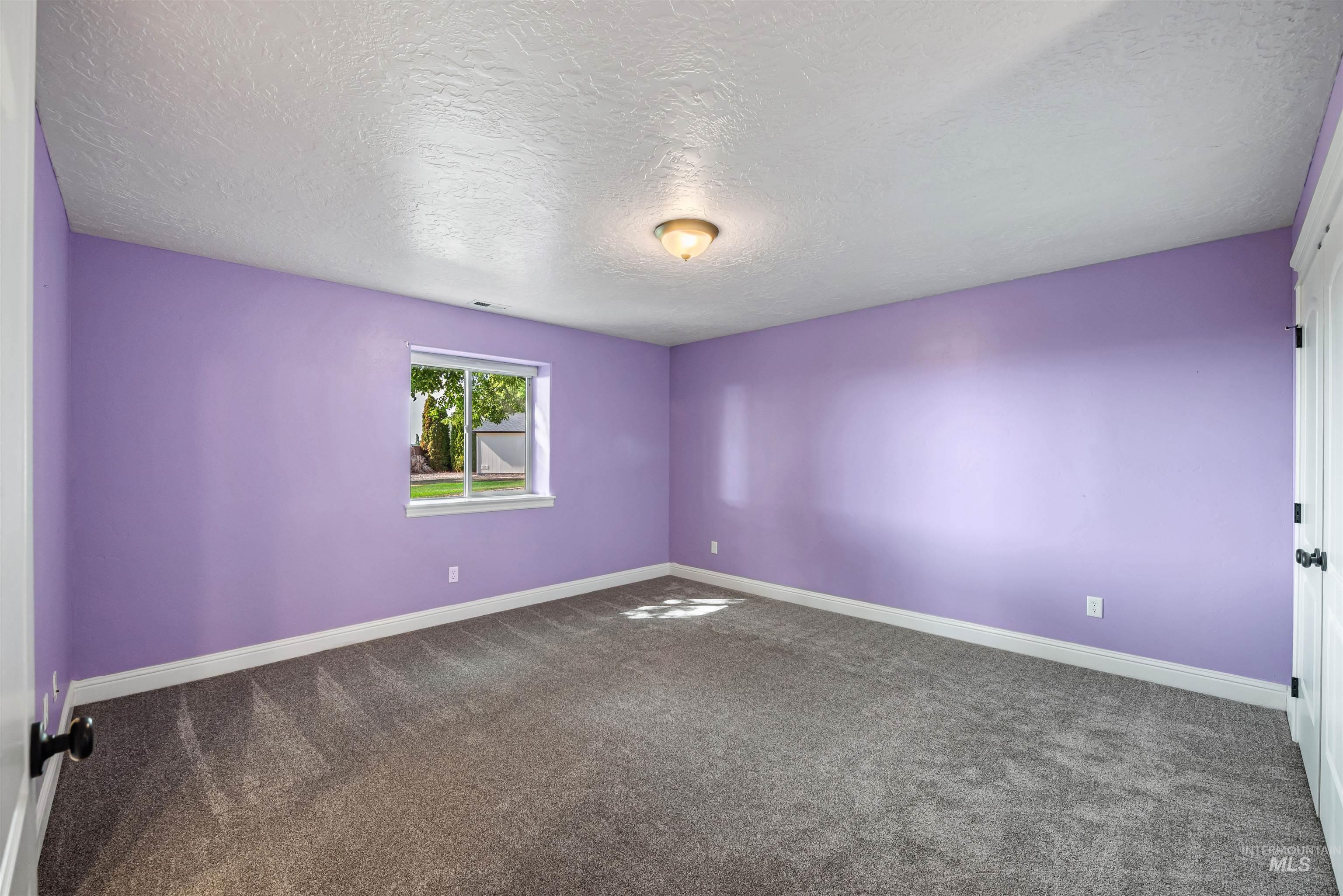 4965 S Nickel Creek Ave Property Photo 30