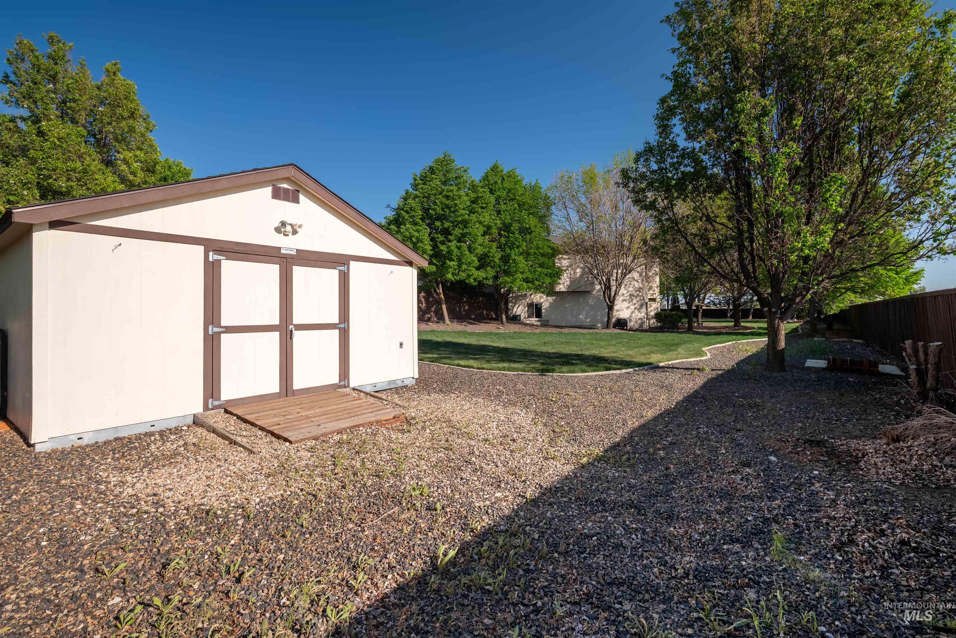 4965 S Nickel Creek Ave Property Photo 40