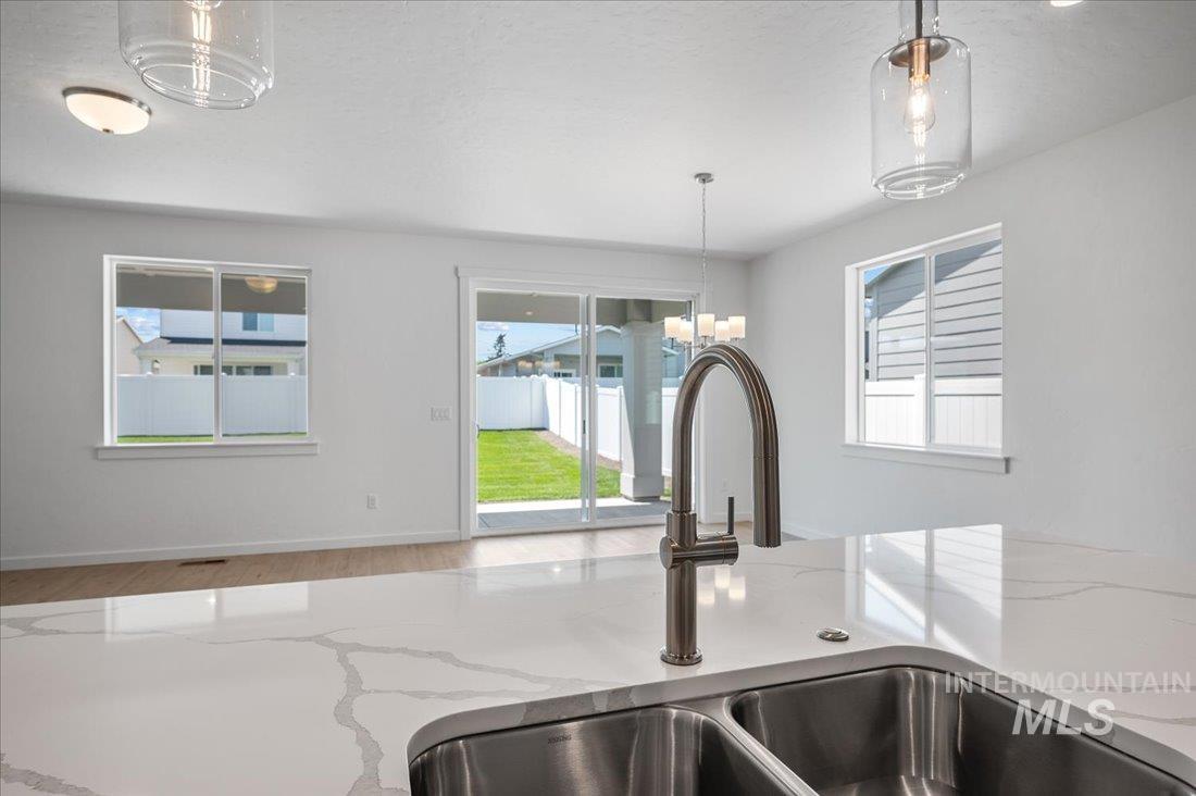 8367 S Cobalt Sky Ave Property Photo 12