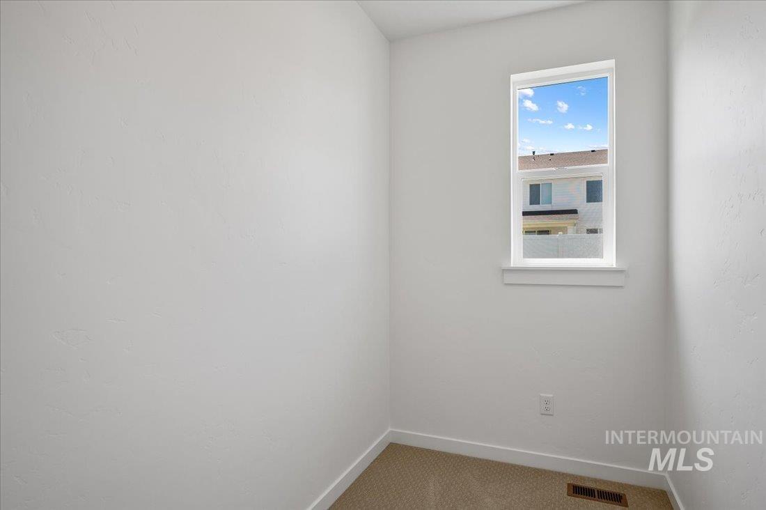 8367 S Cobalt Sky Ave Property Photo 14
