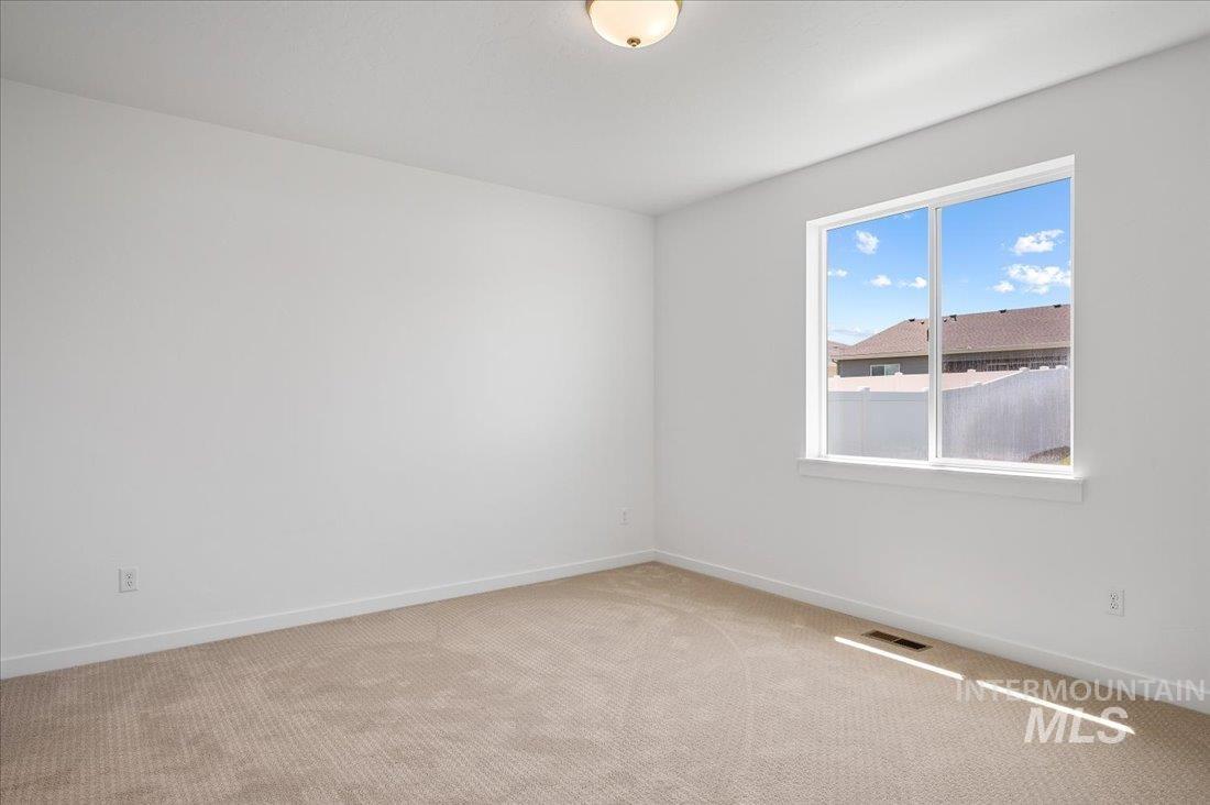 8367 S Cobalt Sky Ave Property Photo 15