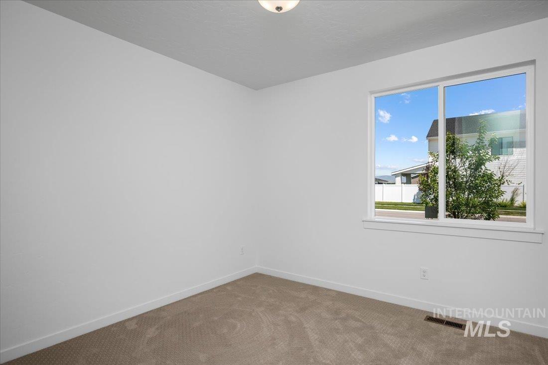 8367 S Cobalt Sky Ave Property Photo 19