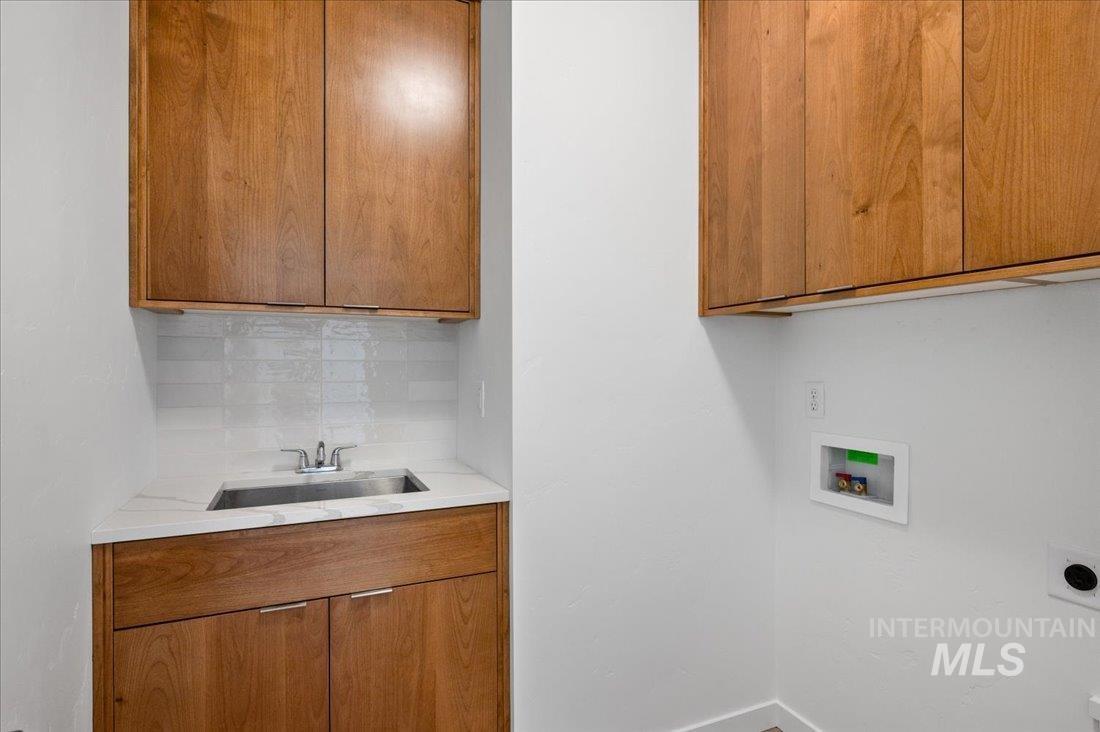 8367 S Cobalt Sky Ave Property Photo 24