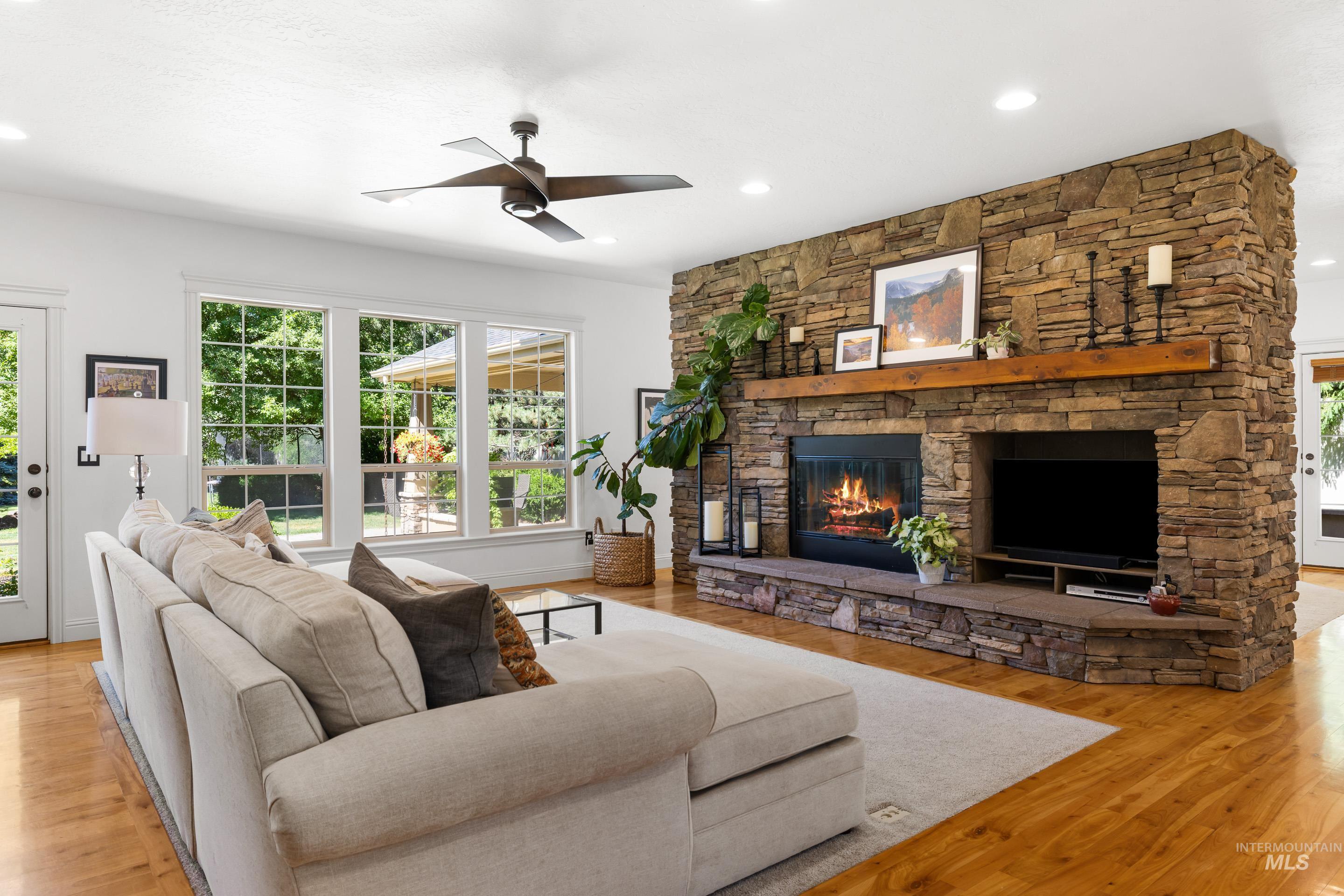 178 Cottonwood Ct Property Photo 12